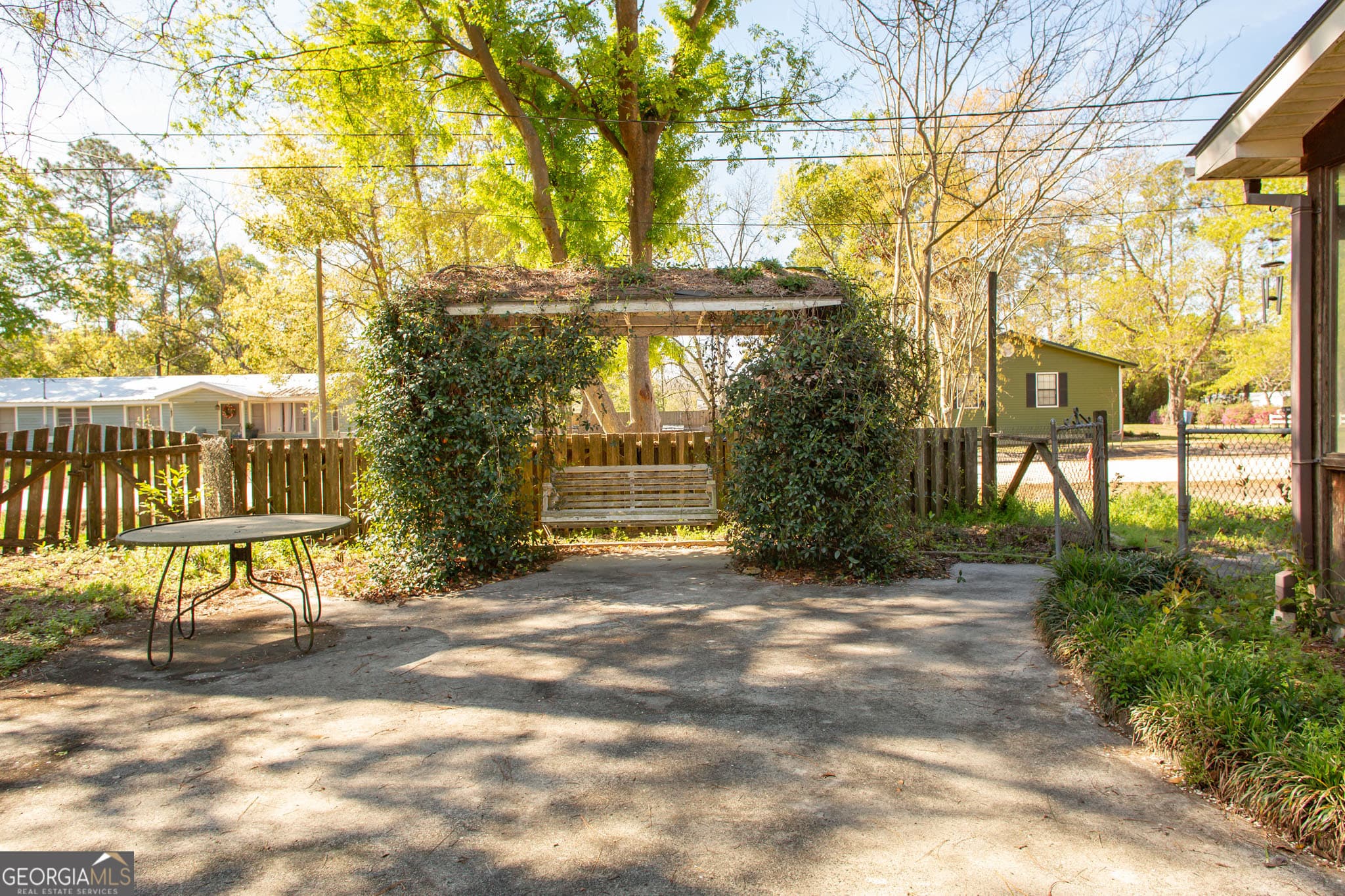 3 bedroom, 2 bathroom, 1,696 sq ft single family residence for sale at 902 Stanton Avenue, Waycross, GA 31503 — photo 8