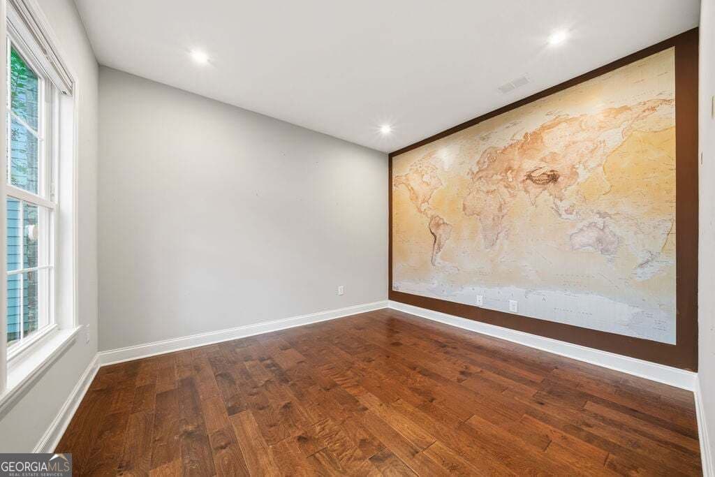 3 bedroom, 3.5 bathroom, 2,560 sq ft single family residence for sale at 295 Floating Leaf Way, Dallas, GA 30132 — photo 5