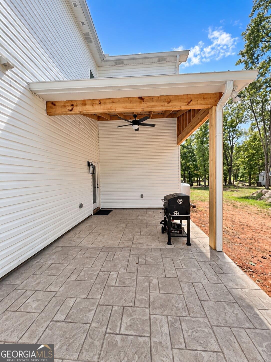 6 bedroom, 3.5 bathroom, 3,536 sq ft single family residence for sale at 19426 GA Highway 74, Culloden, GA 31016 — photo 3