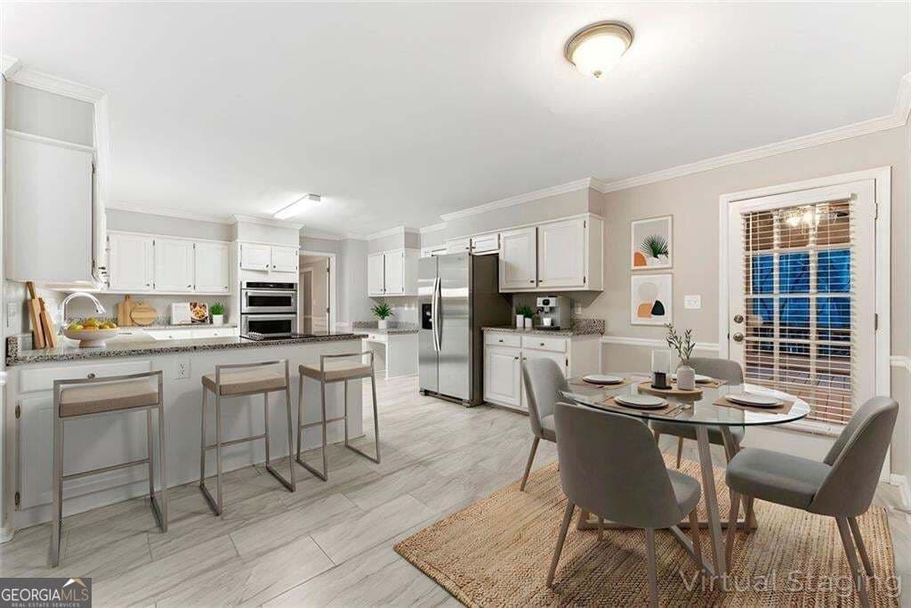 4 bedroom, 2.5 bathroom, 2,974 sq ft single family residence for sale at 4397 Windsor Oaks Circle, Marietta, GA 30066 — photo 8