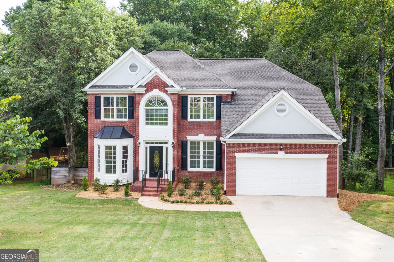 6 bedroom, 3.5 bathroom, 4,027 sq ft single family residence for rent at 6353 Chestnut Parkway, Flowery Branch, GA 30542 for $3,600 a month — photo 1 of 66
