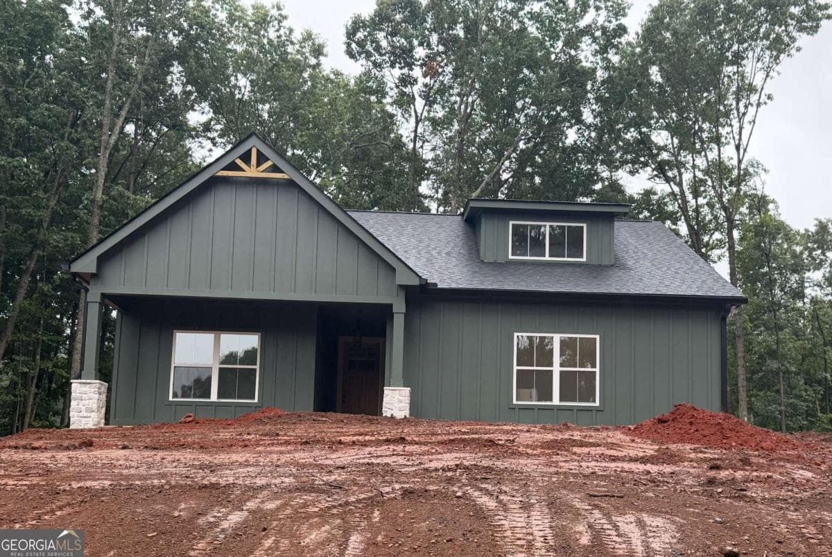 5 bedroom, 3 bathroom, 3,000 sq ft single family residence sold at 94 Hazel Lane, Bremen, GA 30110