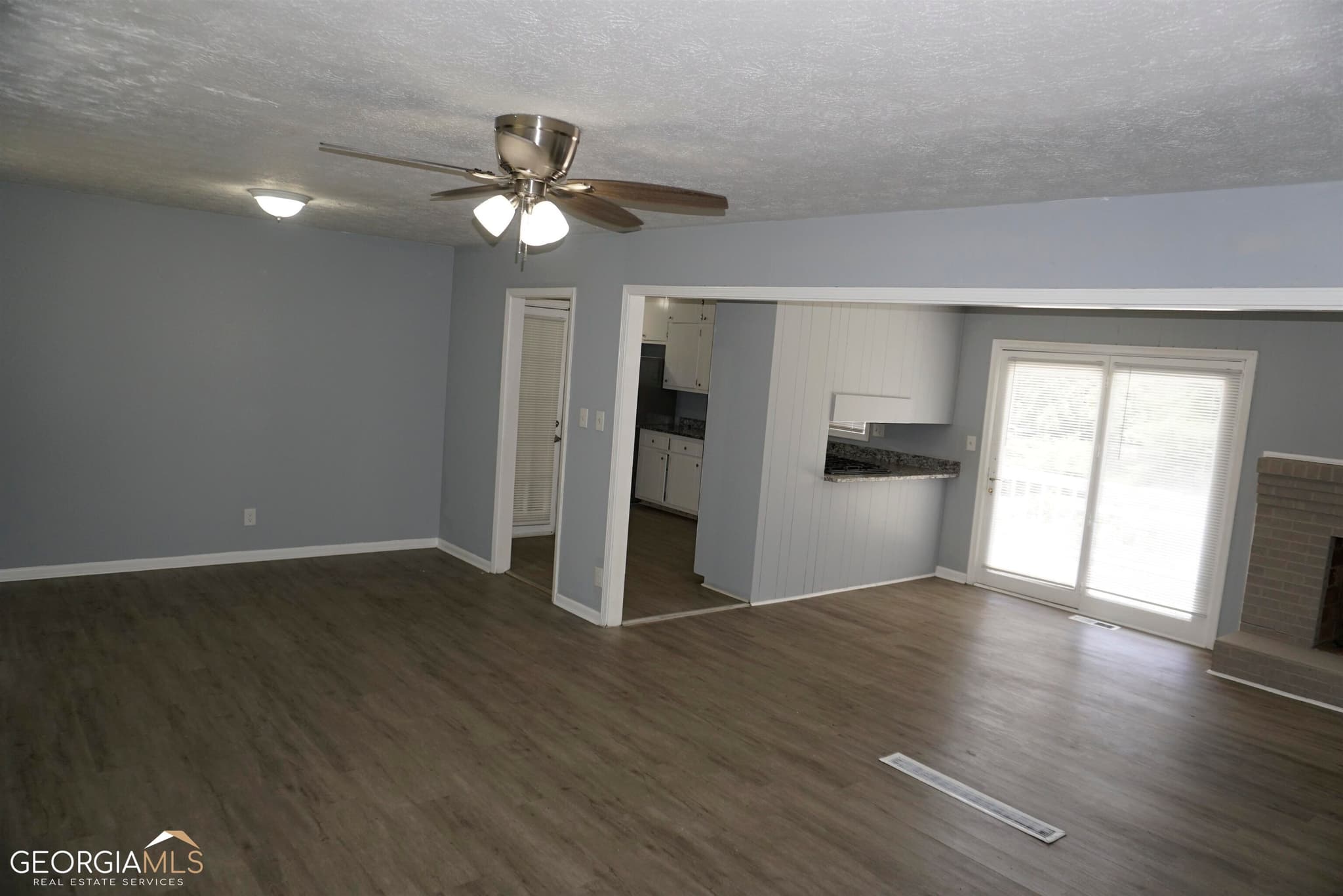 4 bedroom, 3 bathroom, 2,876 sq ft single family residence for rent at 5601 Richlo Court, Forest Park, GA 30297 for $1,995 a month — photo 3