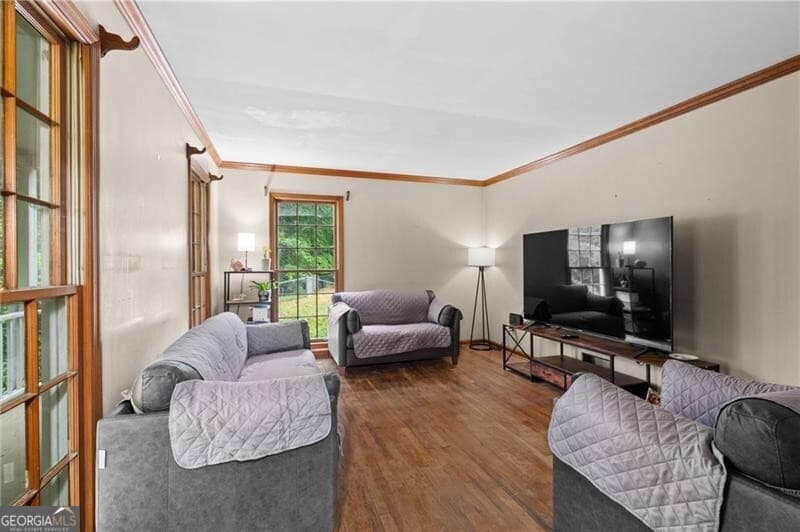 4 bedroom, 2.5 bathroom single family residence for sale at 61 Sherwood Lane, Marietta, GA 30067 — photo 9