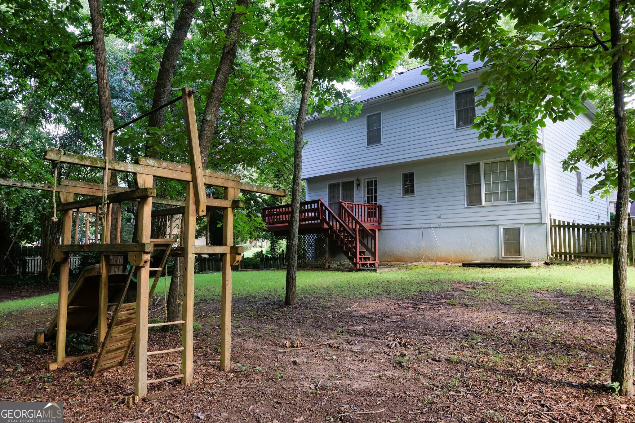 4 bedroom, 3.5 bathroom, 2,909 sq ft single family residence for sale at 220 Creekwood Trail, Fayetteville, GA 30214 — photo 5