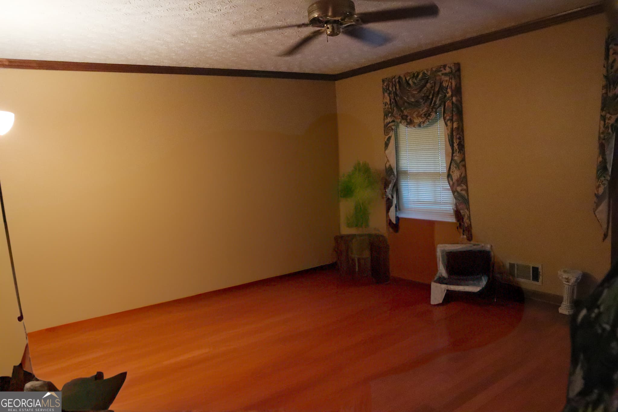 4 bedroom, 3.5 bathroom, 2,909 sq ft single family residence for sale at 220 Creekwood Trail, Fayetteville, GA 30214 — photo 10