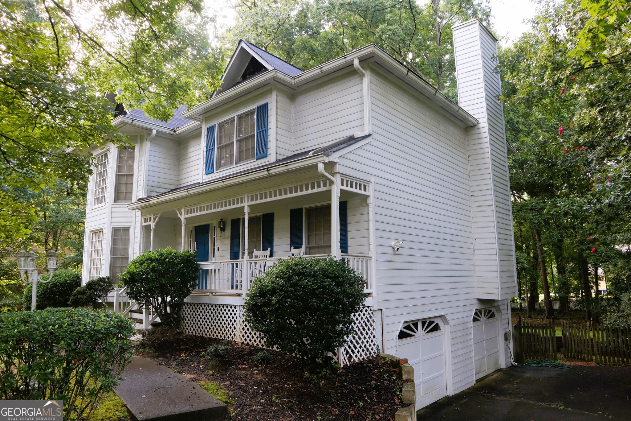 4 bedroom, 3.5 bathroom, 2,909 sq ft single family residence for sale at 220 Creekwood Trail, Fayetteville, GA 30214 — photo 4