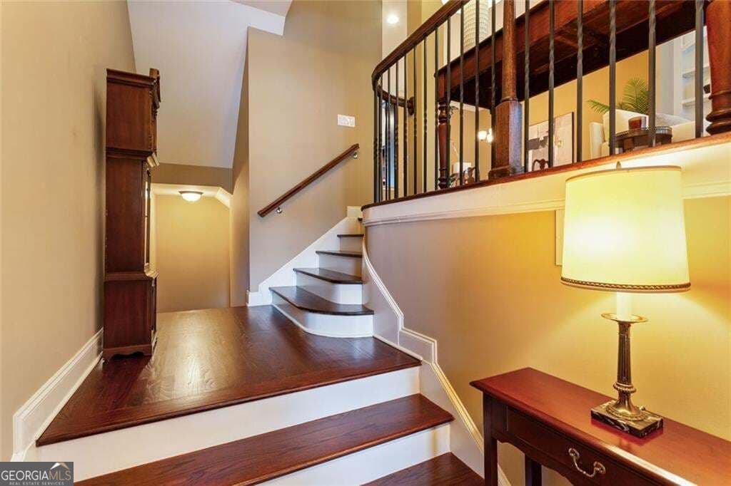 4 bedroom, 4.5 bathroom, 4,039 sq ft townhouse for sale at 4087 Thorndale Lane, Smyrna, GA 30080 — photo 10