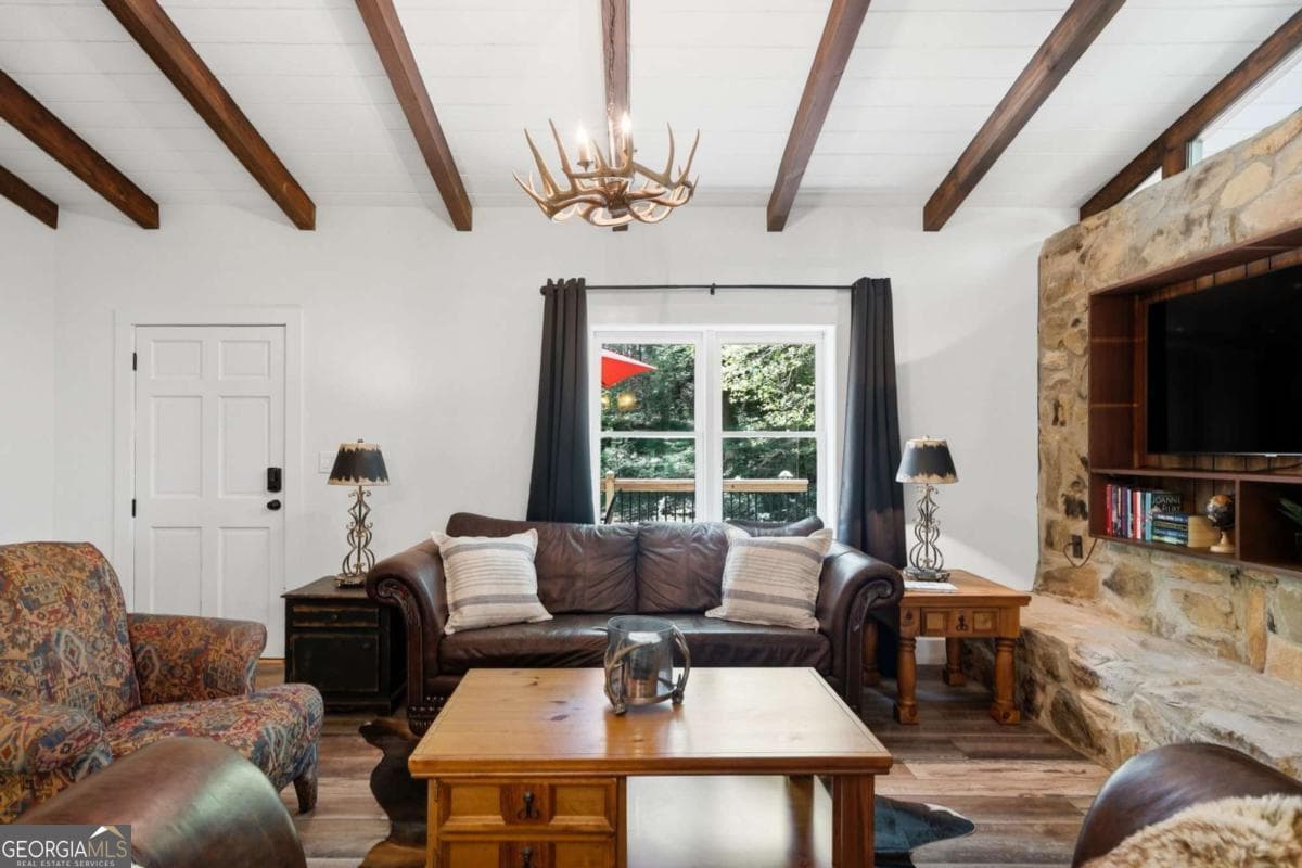 2 bedroom, 1 bathroom, 960 sq ft single family residence for sale at 10758 Chatsworth Highway, Ellijay, GA 30540 — photo 7