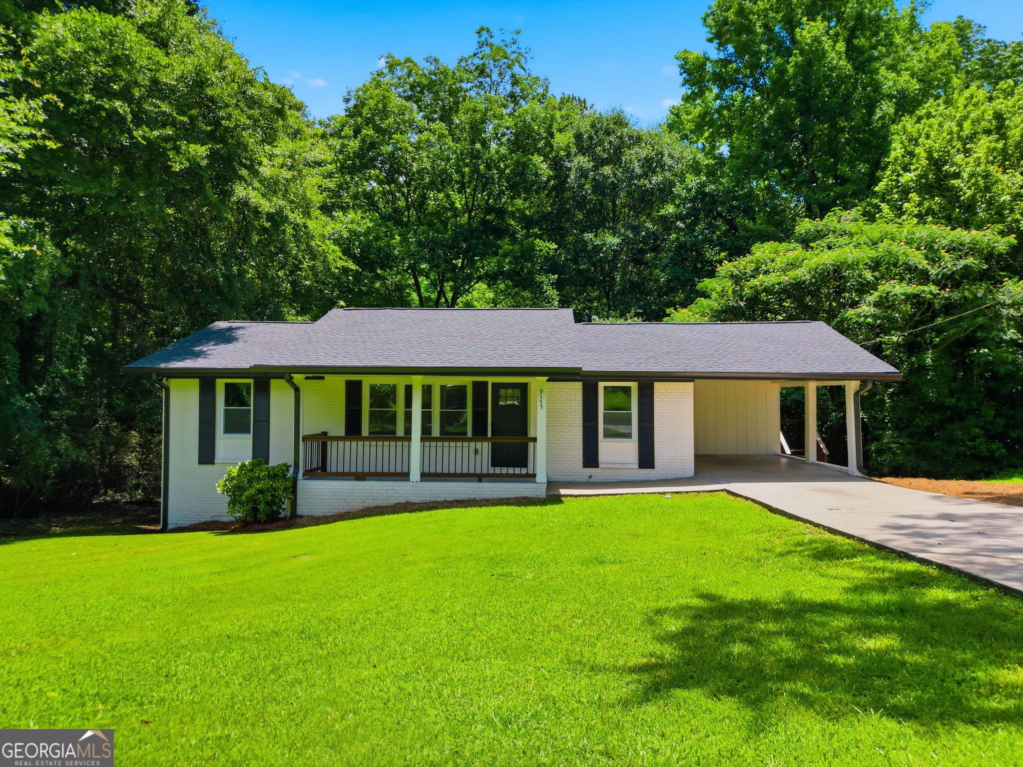 3 bedroom, 2 bathroom, 1,230 sq ft single family residence sold at 9175 Carr Circle, Covington, GA 30014