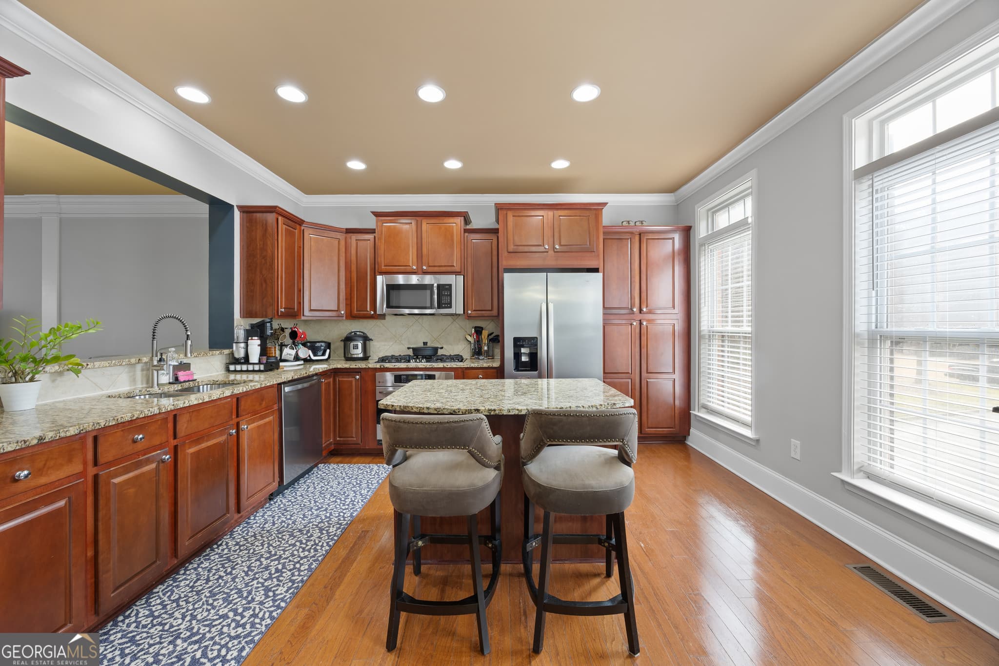3 bedroom, 3.5 bathroom, 2,220 sq ft townhouse for sale at 2871 Overlook Way, Atlanta, GA 30324 — photo 5