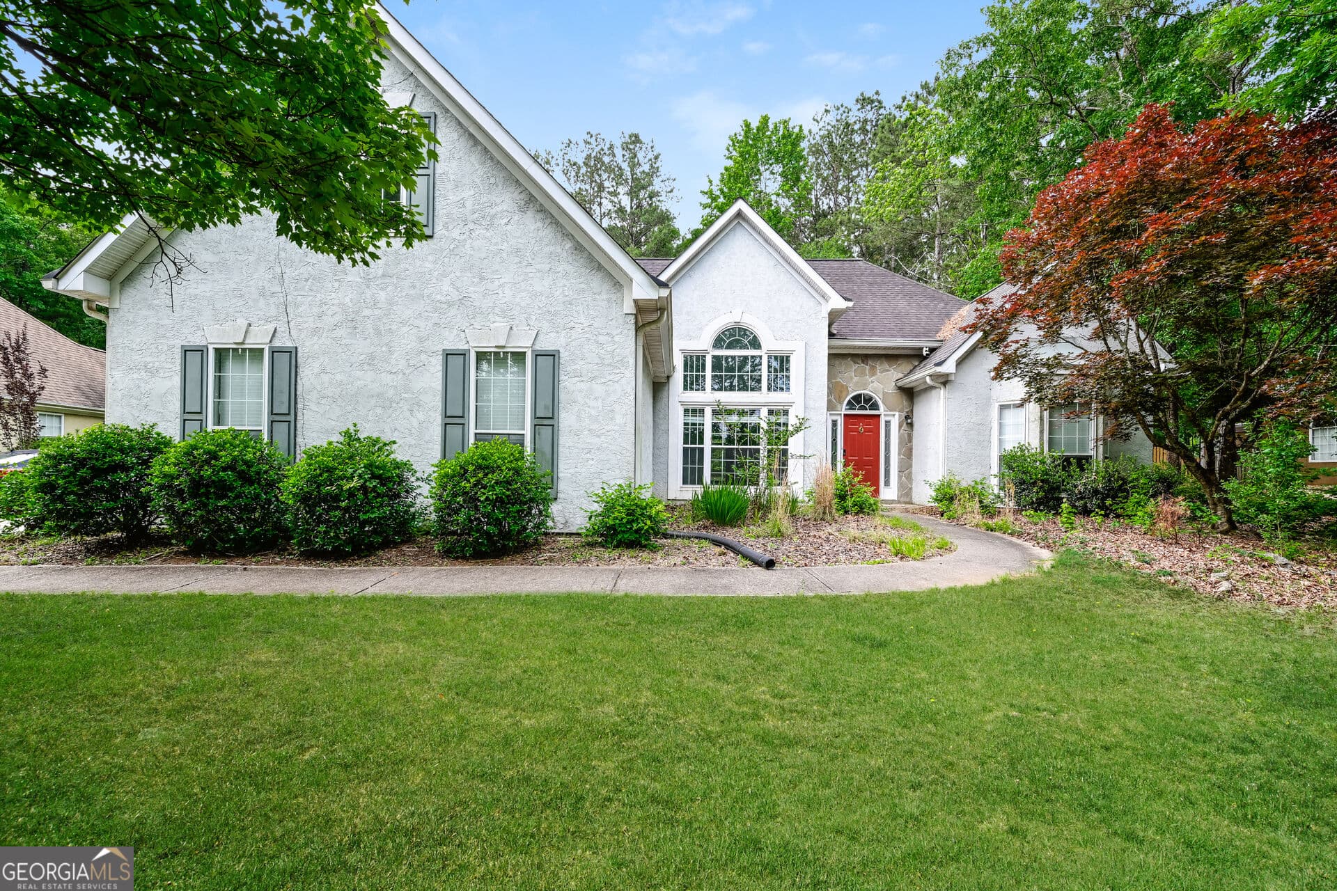 4 bedroom, 2 bathroom, 2,288 sq ft single family residence for sale at 104 Ashland Grove, Stockbridge, GA 30281 — photo 2