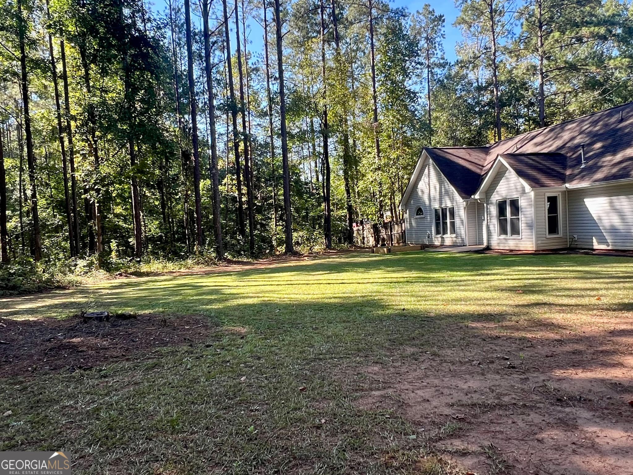 3 bedroom, 2 bathroom, 1,262 sq ft single family residence for sale at 37 Jeb Stuart Drive, Newnan, GA 30265 — photo 9