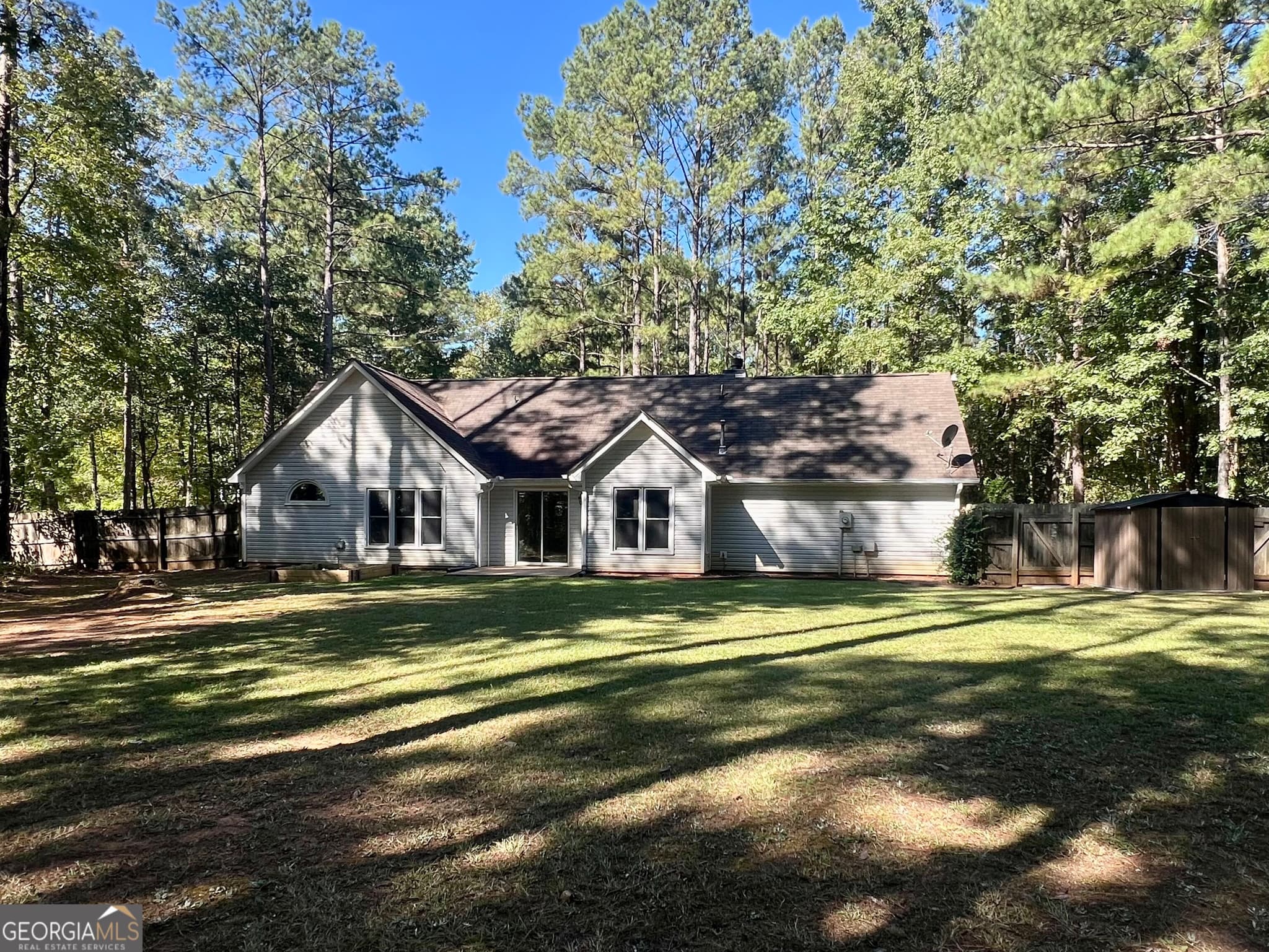 3 bedroom, 2 bathroom, 1,262 sq ft single family residence for sale at 37 Jeb Stuart Drive, Newnan, GA 30265 — photo 10