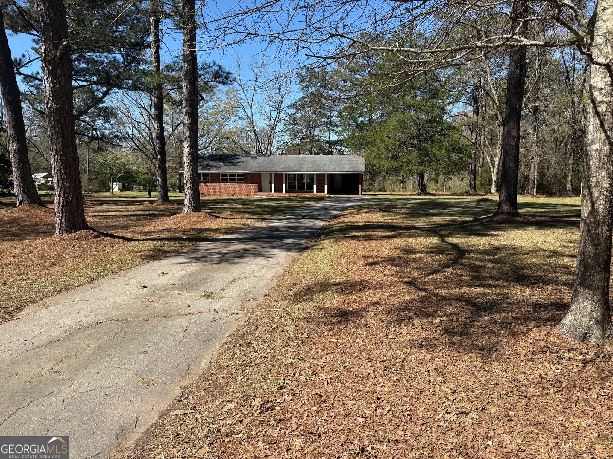 3 bedroom, 2 bathroom, 1,510 sq ft single family residence for sale at 4005 E Hwy 85, Manchester, GA 31816 — photo 2
