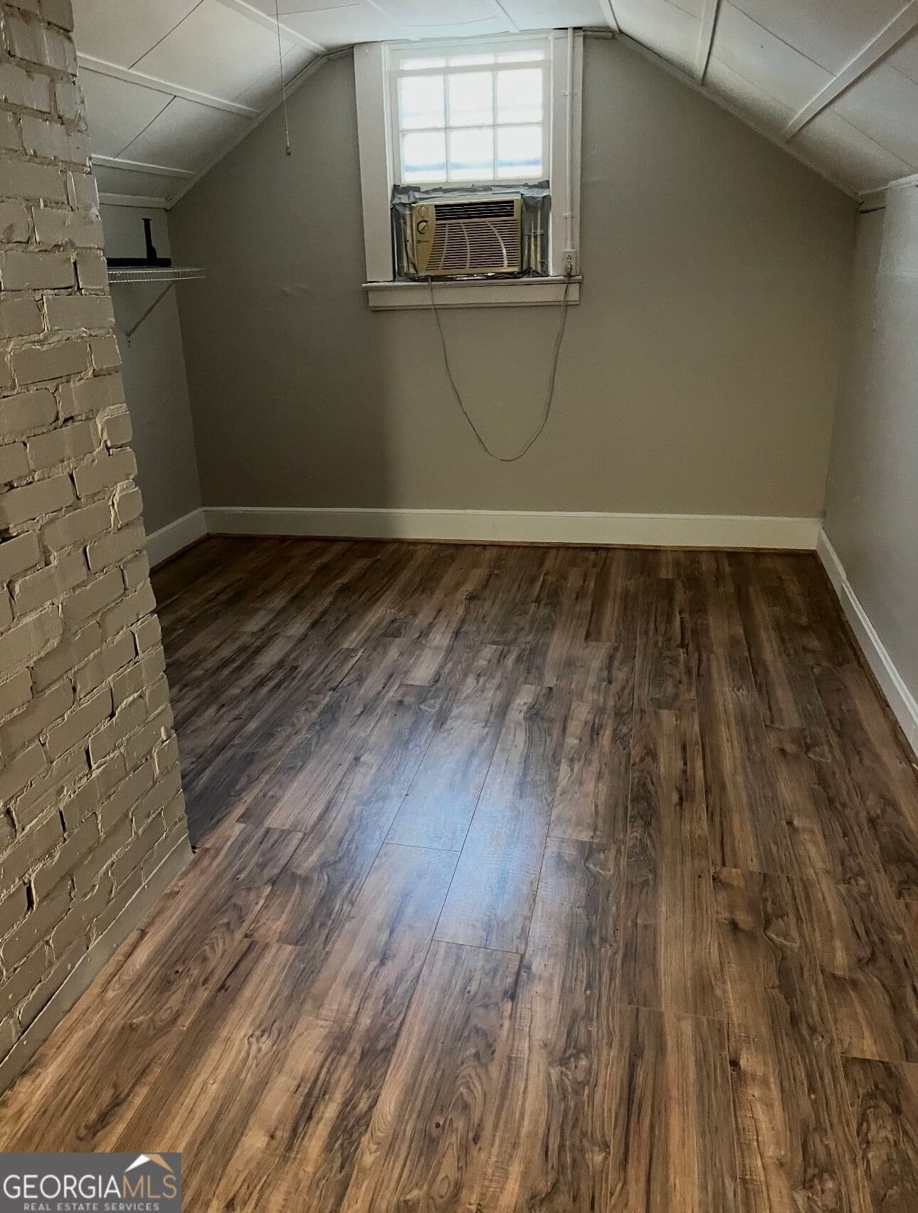 4 bedroom, 2.5 bathroom, 2,526 sq ft single family residence under contract at 719 E 19th Avenue, Cordele, GA 31015 — photo 8