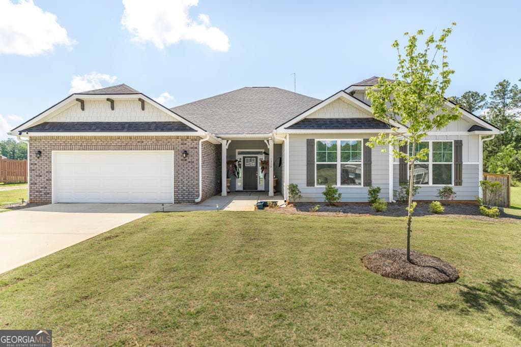 4 bedroom, 2.5 bathroom, 2,711 sq ft single family residence sold at 1310 Barrington Place Cove, Macon, GA 31220