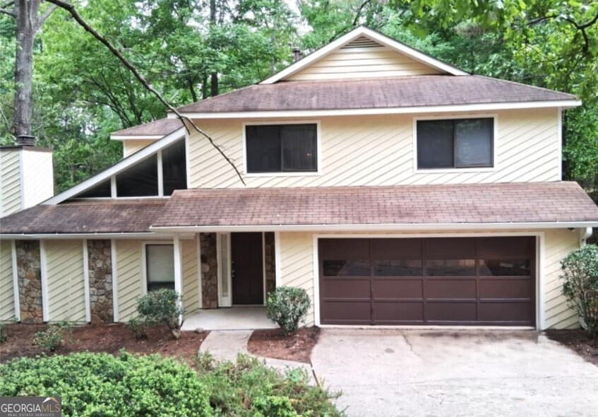 4 bedroom, 2.5 bathroom, 2,248 sq ft single family residence for sale at 8580 Colony Club Drive, Johns Creek, GA 30022