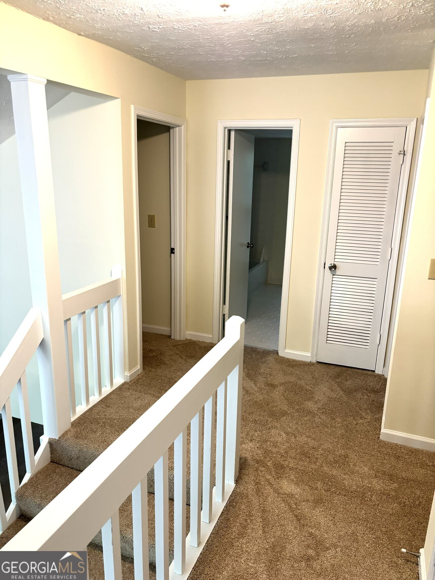 4 bedroom, 2.5 bathroom, 2,248 sq ft single family residence for sale at 8580 Colony Club Drive, Johns Creek, GA 30022 — photo 8