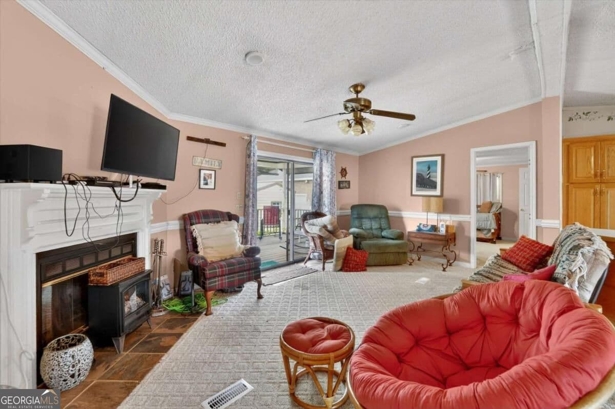 3 bedroom, 2 bathroom, 1,608 sq ft manufactured home,single family residence for sale at 535 E 1St Street, Midway, GA 31320 — photo 6