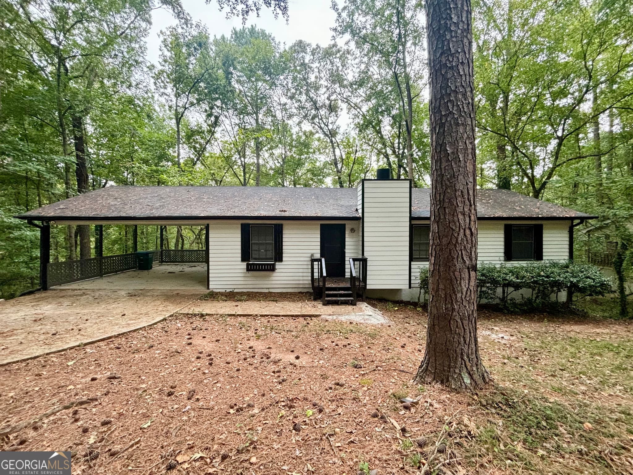 3 bedroom, 2 bathroom single family residence for rent at 3895 Brookshire Place, Lawrenceville, GA 30044 for $1,600 a month — photo 1 of 1