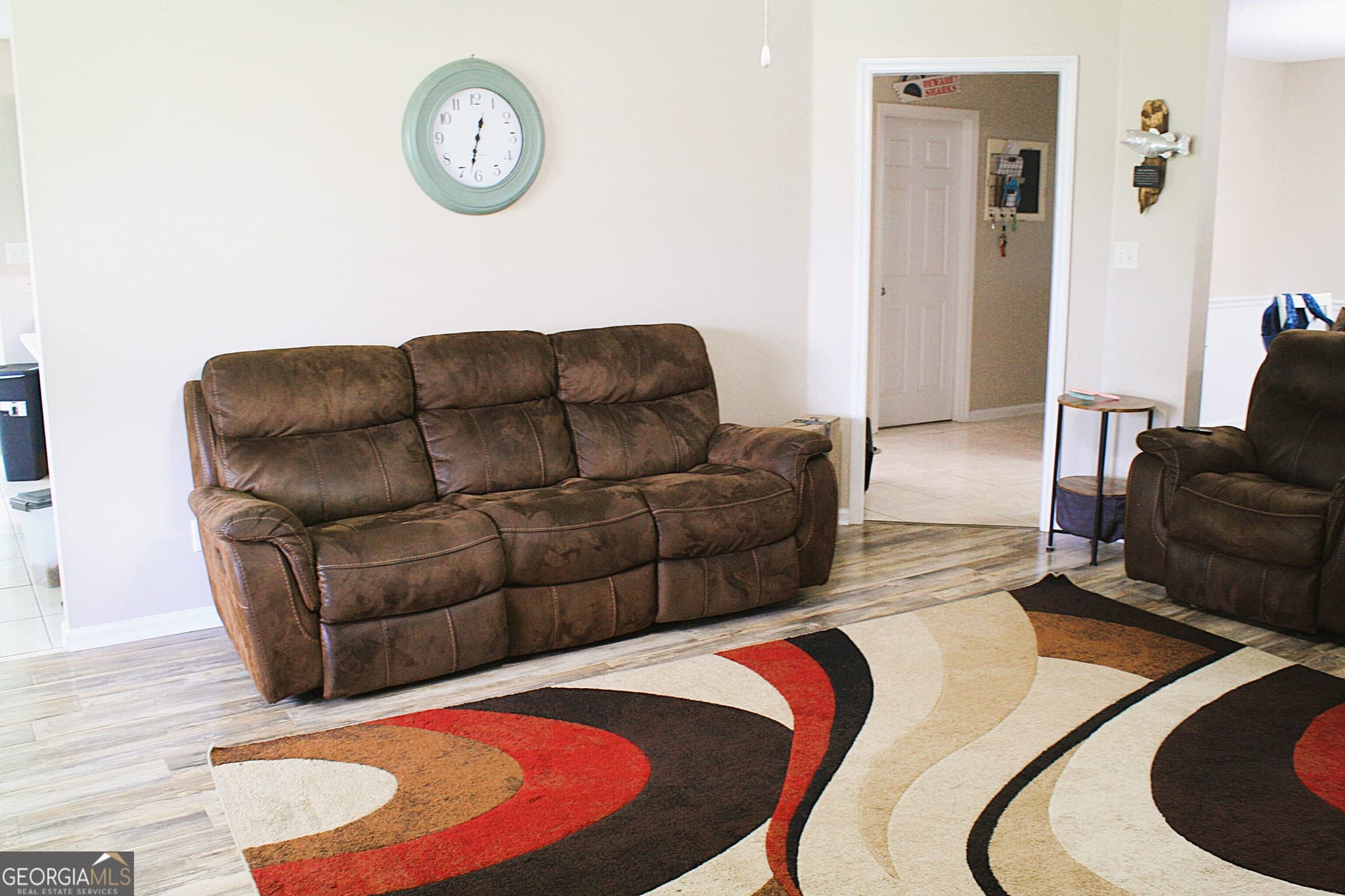 4 bedroom, 3 bathroom, 1,902 sq ft single family residence under contract at 4509 Windward Court, Valdosta, GA 31605 — photo 2
