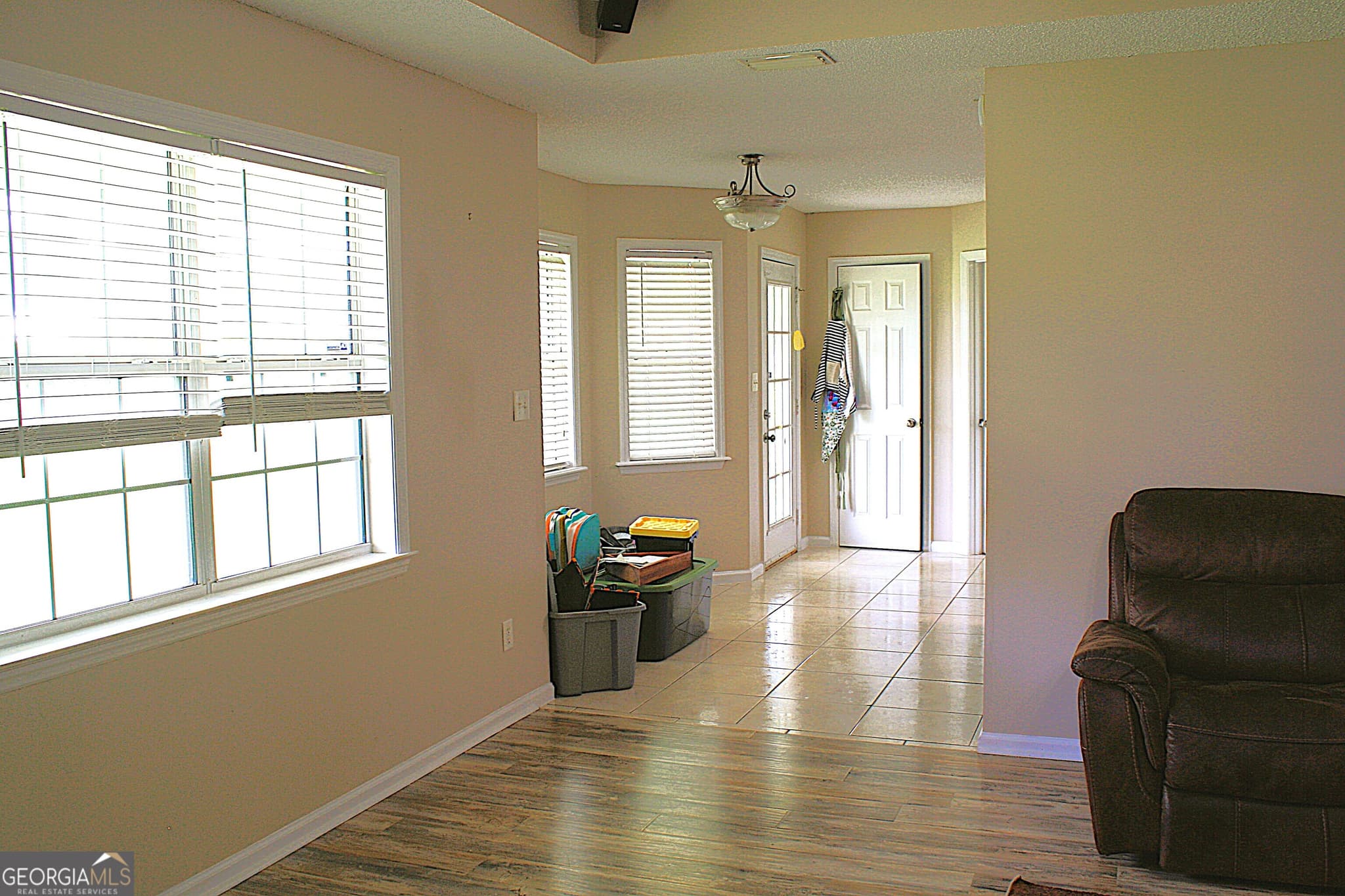 4 bedroom, 3 bathroom, 1,902 sq ft single family residence under contract at 4509 Windward Court, Valdosta, GA 31605 — photo 6