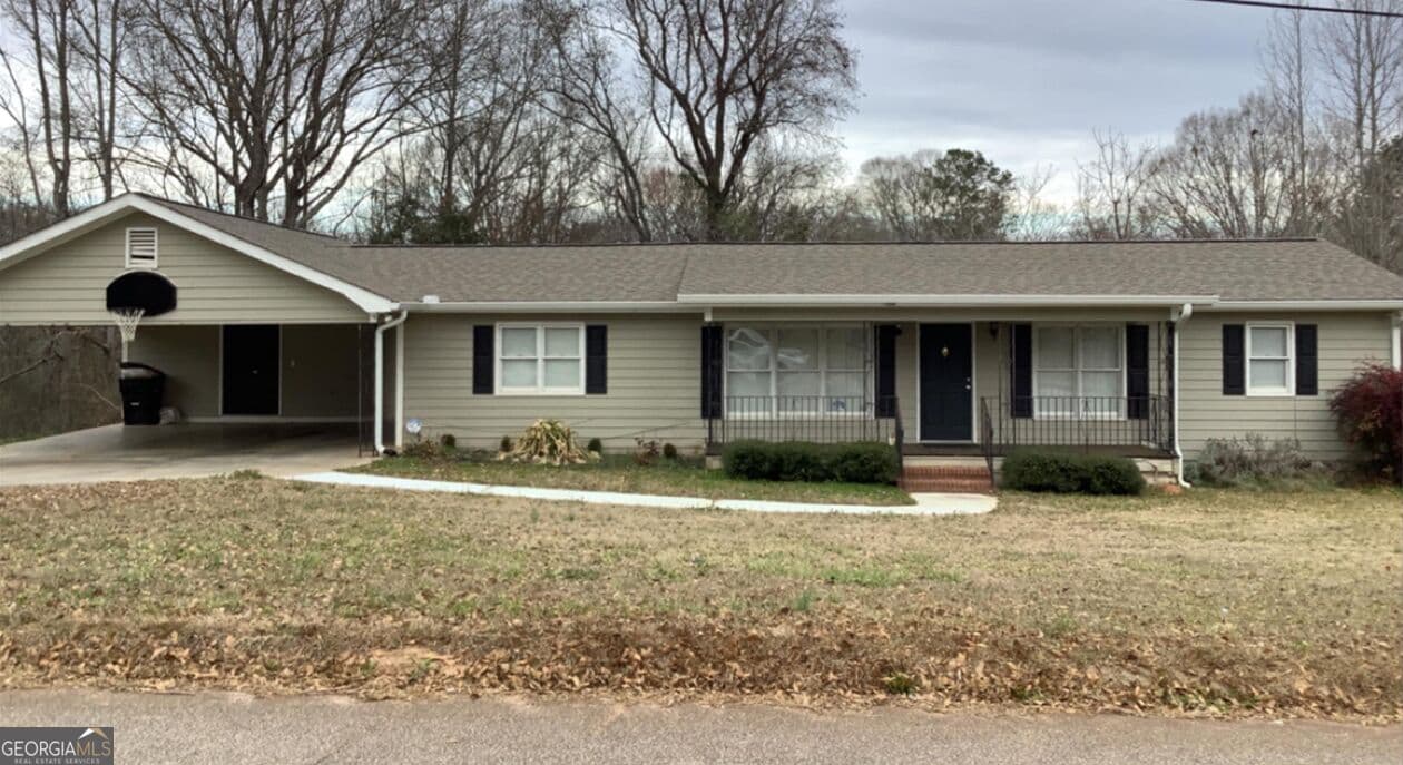 4 bedroom, 2 bathroom, 1,344 sq ft single family residence for sale at 1653 Piedmont Road, Griffin, GA 30224 — photo 1 of 1
