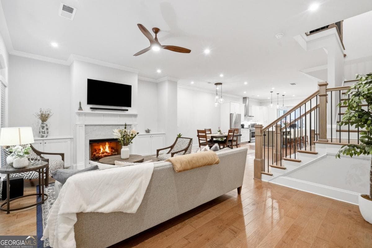 4 bedroom, 3.5 bathroom townhouse for sale at 687 Brennan Drive, Decatur, GA 30033 — photo 6