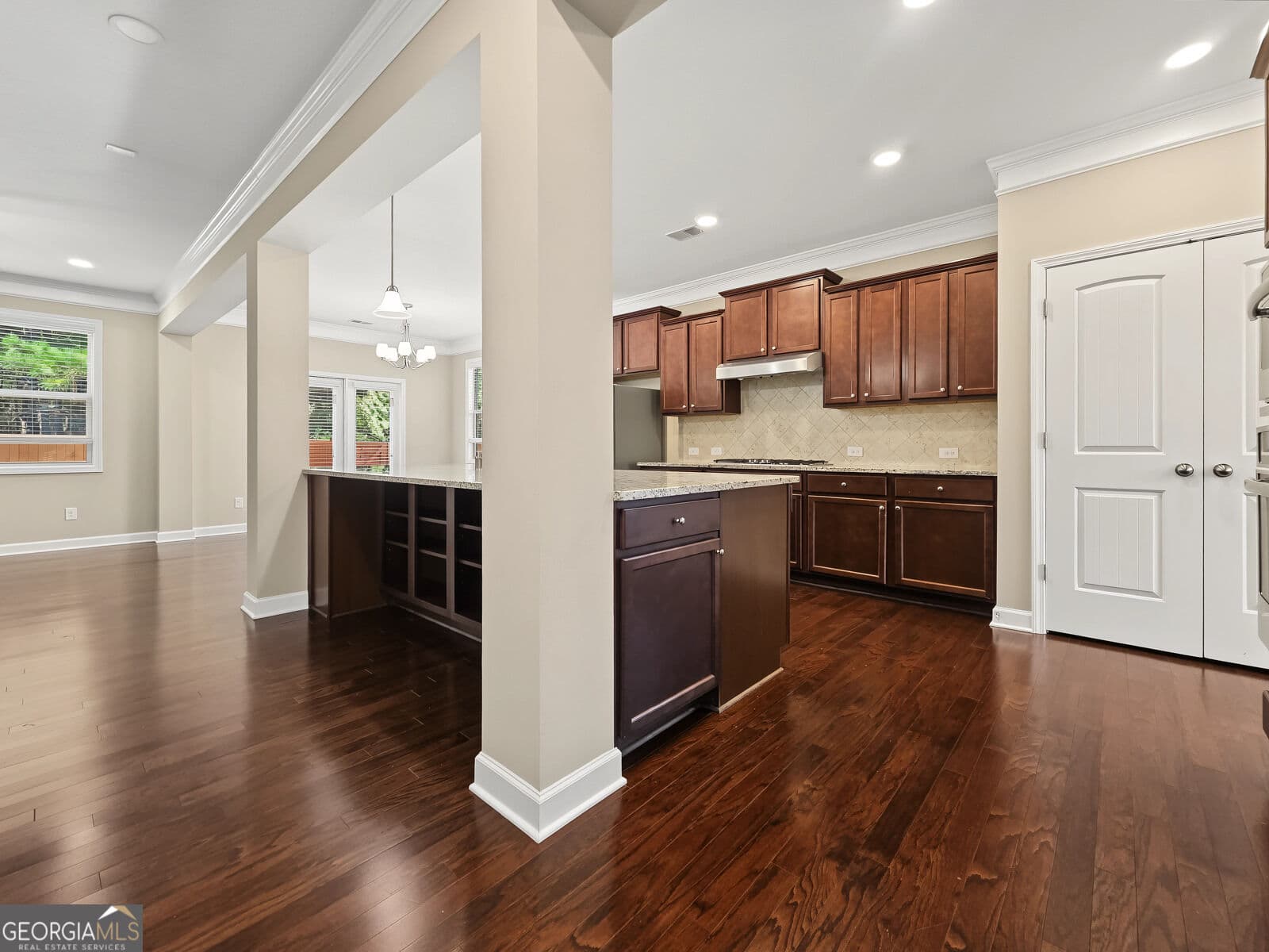 4 bedroom, 3 bathroom, 3,163 sq ft single family residence for sale at 5620 Shiloh Woods Drive, Cumming, GA 30040 — photo 8