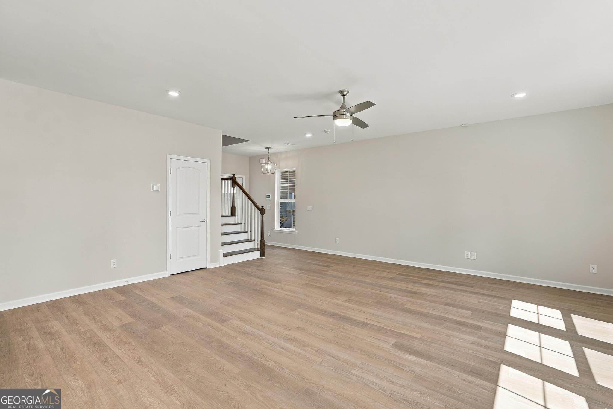 4 bedroom, 2.5 bathroom, 2,005 sq ft single family residence for sale at 377 Brook Drive, Brunswick, GA 31525 — photo 6