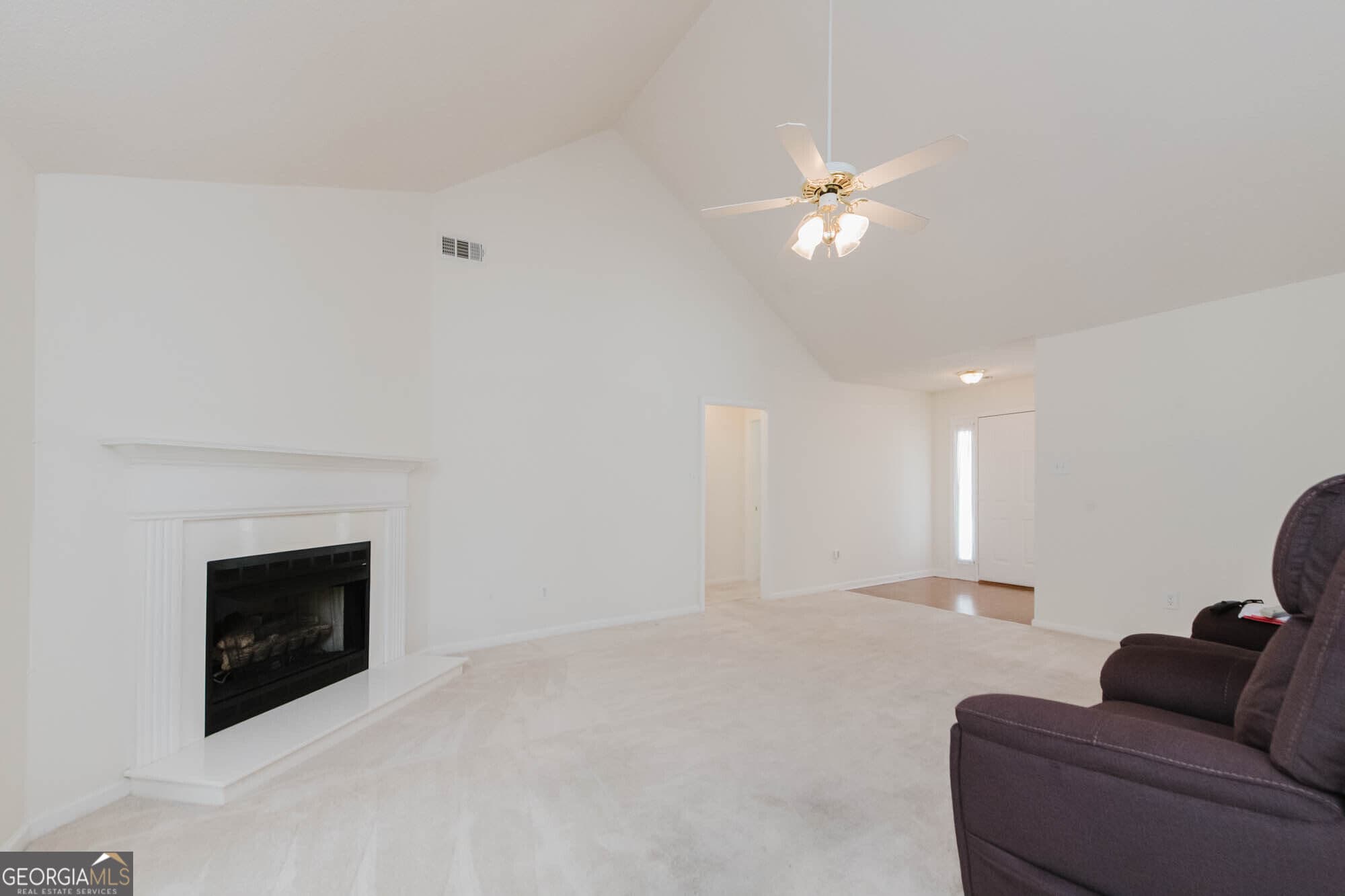 3 bedroom, 2 bathroom, 1,552 sq ft single family residence for sale at 133 Darin Drive, Byron, GA 31008 — photo 5