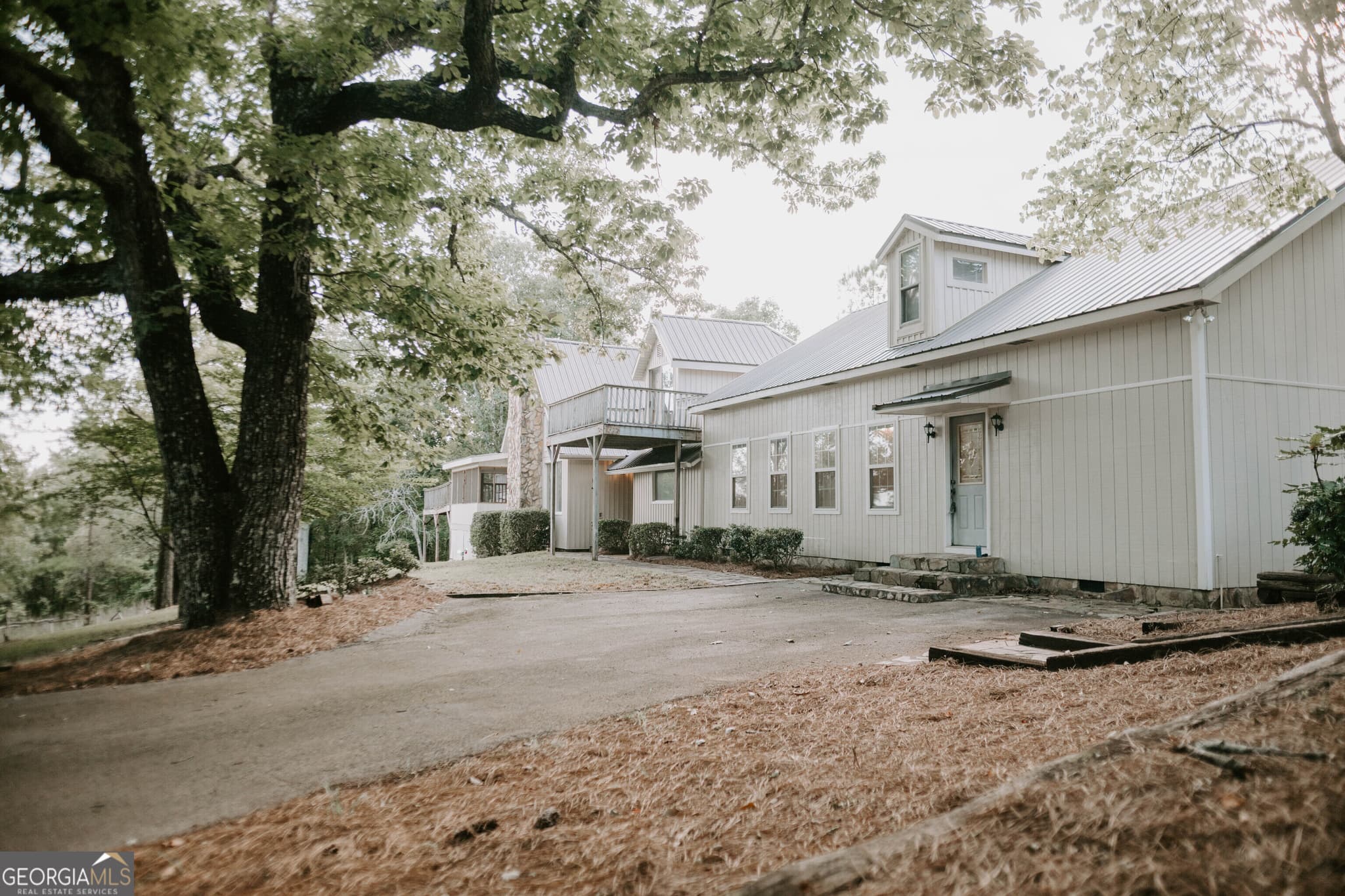 3 bedroom, 2 bathroom, 3,970 sq ft single family residence for sale at 709 Day Road, Meansville, GA 30256 — photo 4