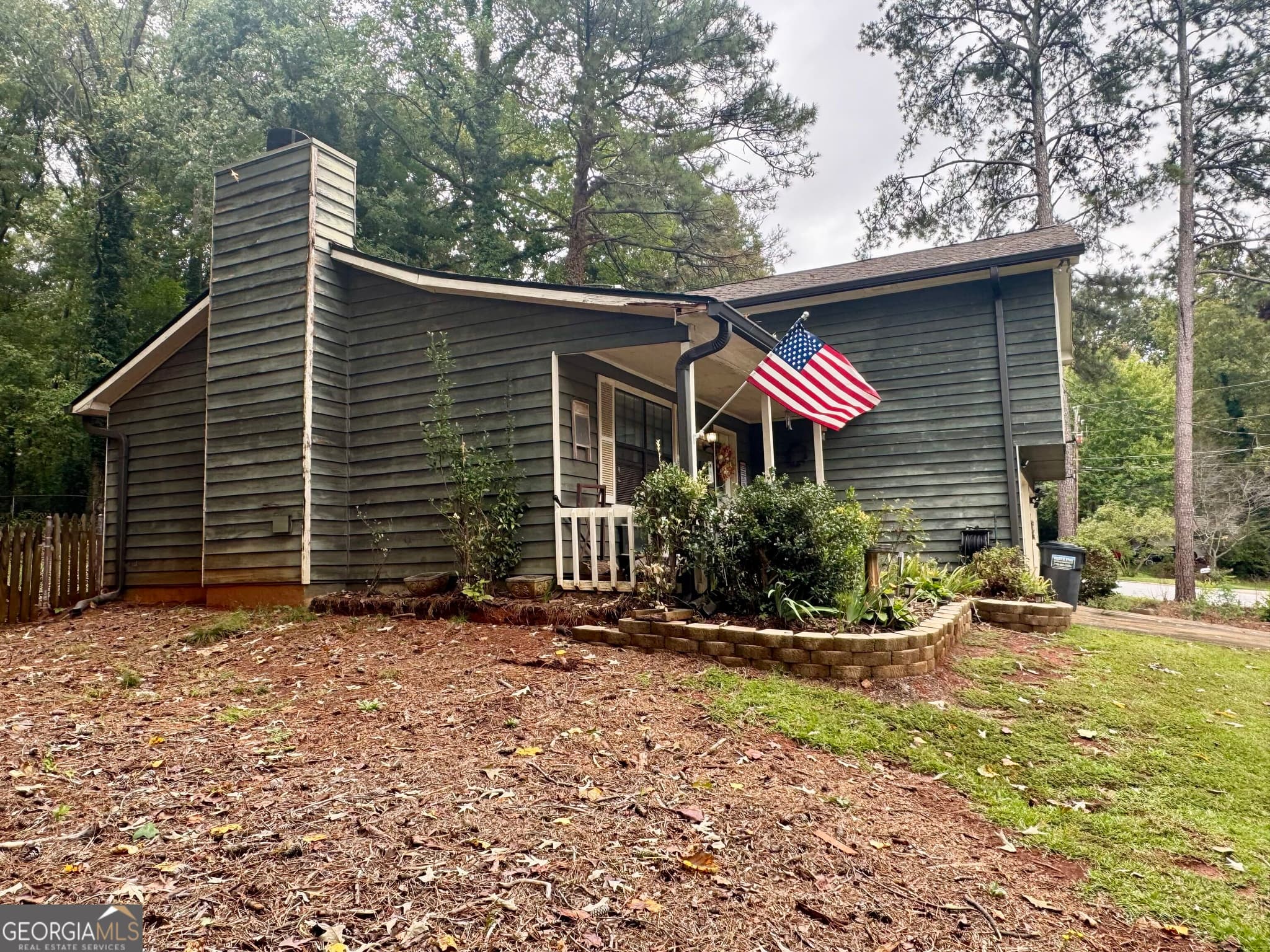 3 bedroom, 2 bathroom, 1,772 sq ft single family residence for sale at 2754 Varlet Court, Snellville, GA 30039 — photo 6