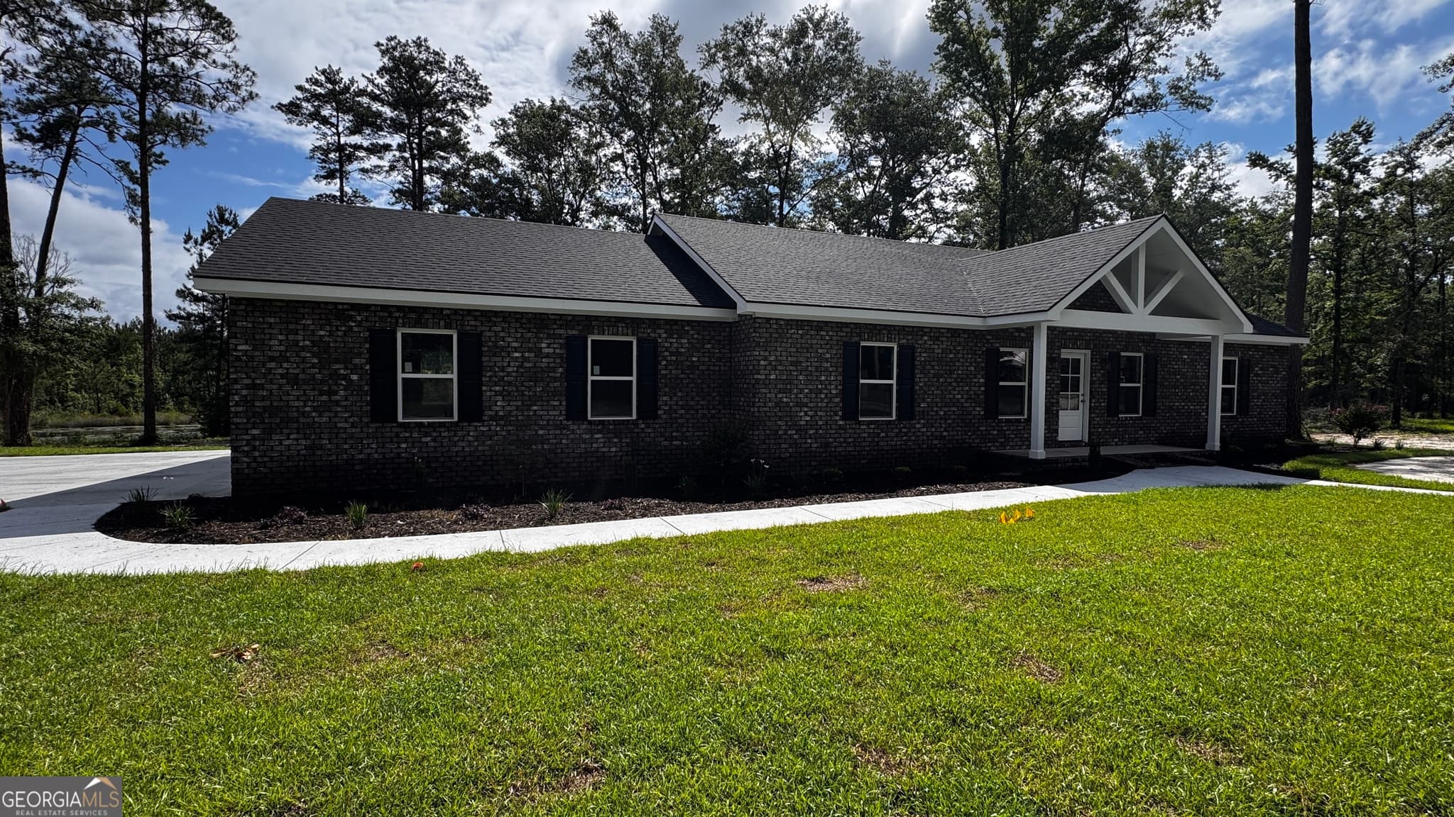 3 bedroom, 2 bathroom, 1,768 sq ft single family residence for sale at 3 Willow Pointe, Claxton, GA 30417 — photo 6