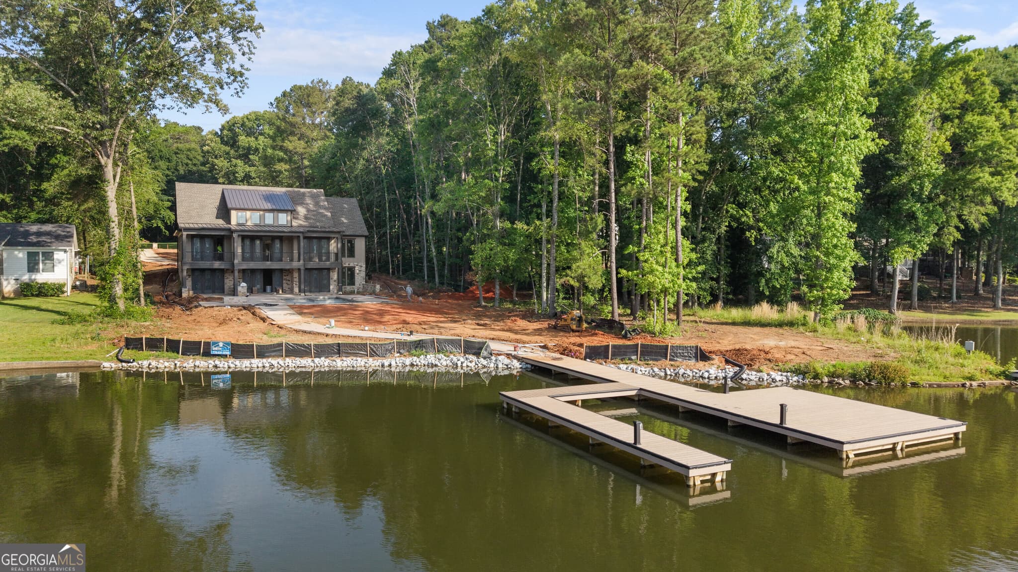 4 bedroom, 5 bathroom, 4,100 sq ft single family residence for sale at 264 Loch Way, Eatonton, GA 31024 — photo 1 of 30