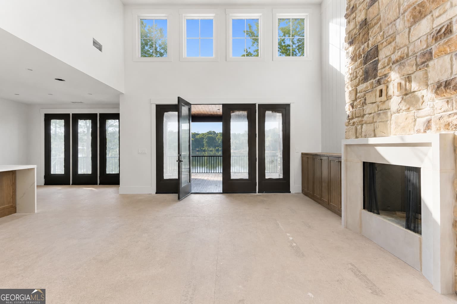 4 bedroom, 5 bathroom, 4,100 sq ft single family residence for sale at 264 Loch Way, Eatonton, GA 31024 — photo 9