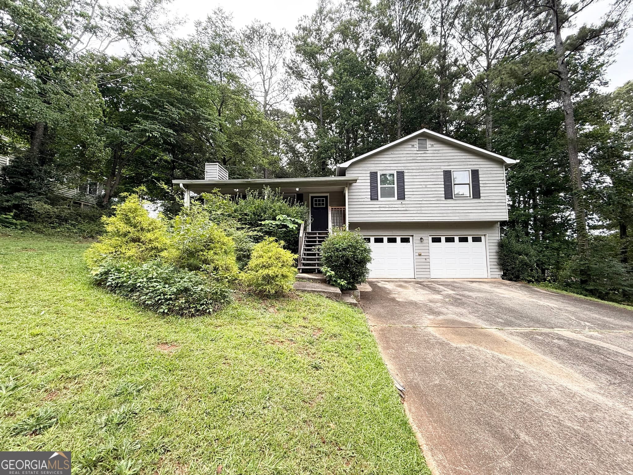 3 bedroom, 2 bathroom, 1,296 sq ft single family residence for sale at 80 Mill Lane, Dallas, GA 30157 — photo 2