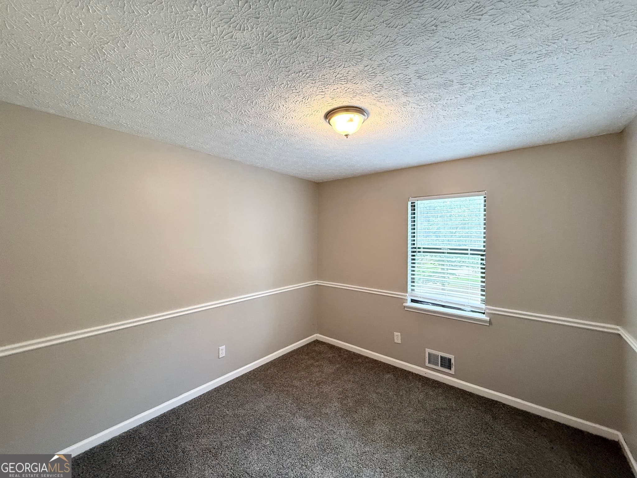 3 bedroom, 2 bathroom, 1,296 sq ft single family residence for sale at 80 Mill Lane, Dallas, GA 30157 — photo 6
