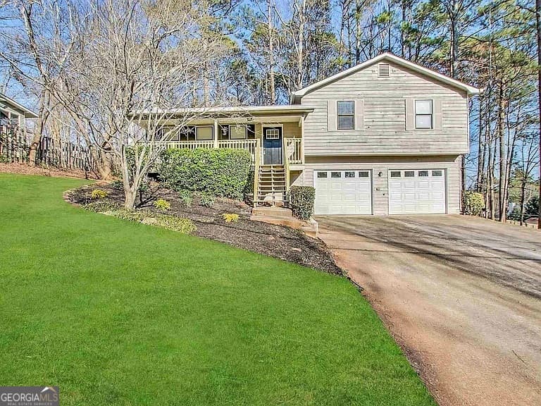 3 bedroom, 2 bathroom, 1,296 sq ft single family residence for sale at 80 Mill Lane, Dallas, GA 30157 — photo 1 of 10
