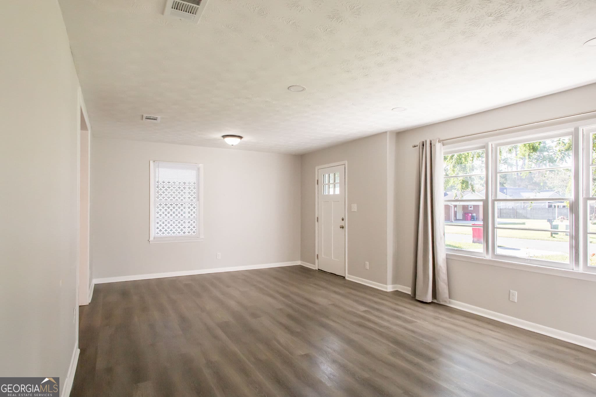 3 bedroom, 1 bathroom, 1,079 sq ft single family residence for sale at 314 McGregor Street, Blackshear, GA 31516 — photo 8