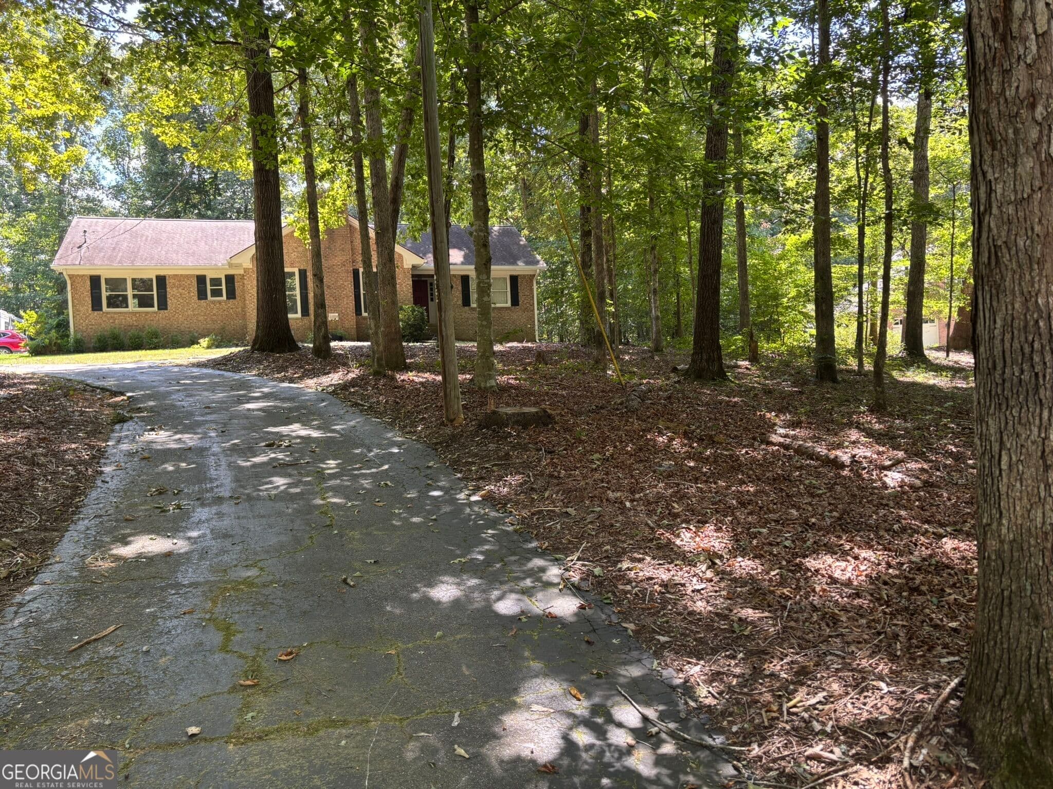 3 bedroom, 2 bathroom, 1,878 sq ft single family residence for rent at 674 Clarke Trail, Dacula, GA 30019 for $2,295 a month — photo 2