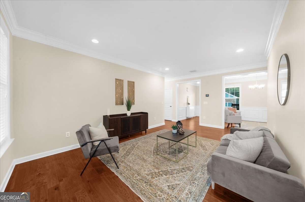 3 bedroom, 2 bathroom, 2,383 sq ft single family residence for sale at 3333 Noble Fir Trace, Gainesville, GA 30504 — photo 8