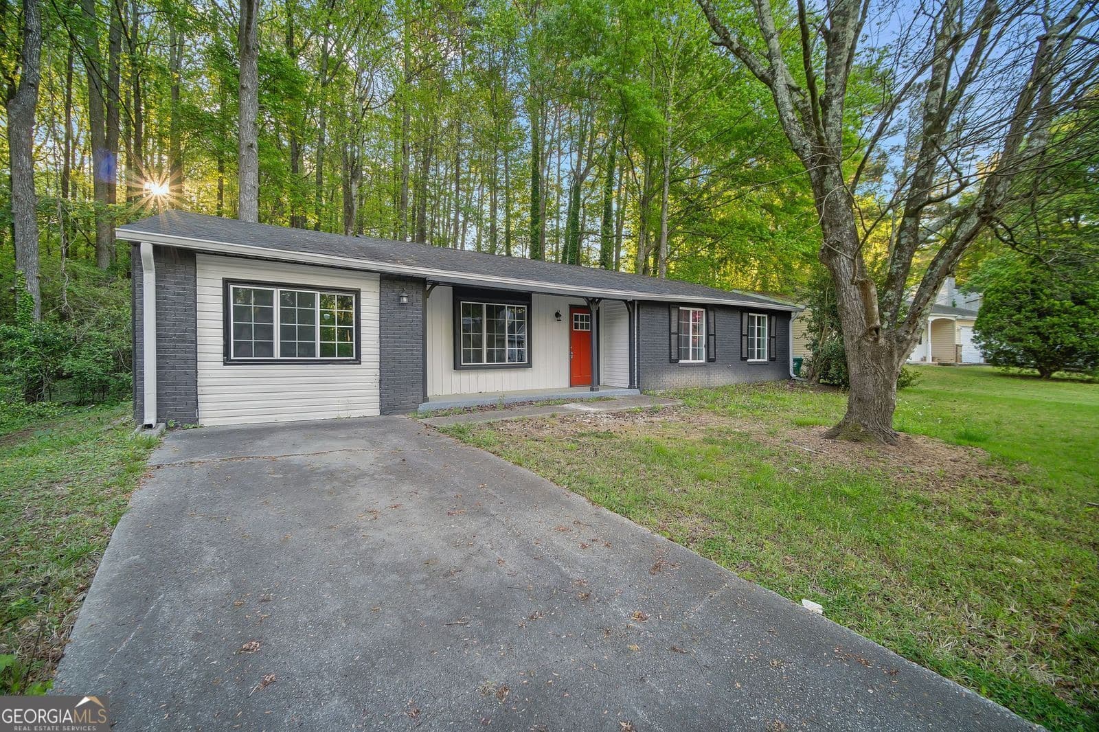 4 bedroom, 2 bathroom, 1,476 sq ft single family residence sold at 1428 Muirfield Drive, Stone Mountain, GA 30088