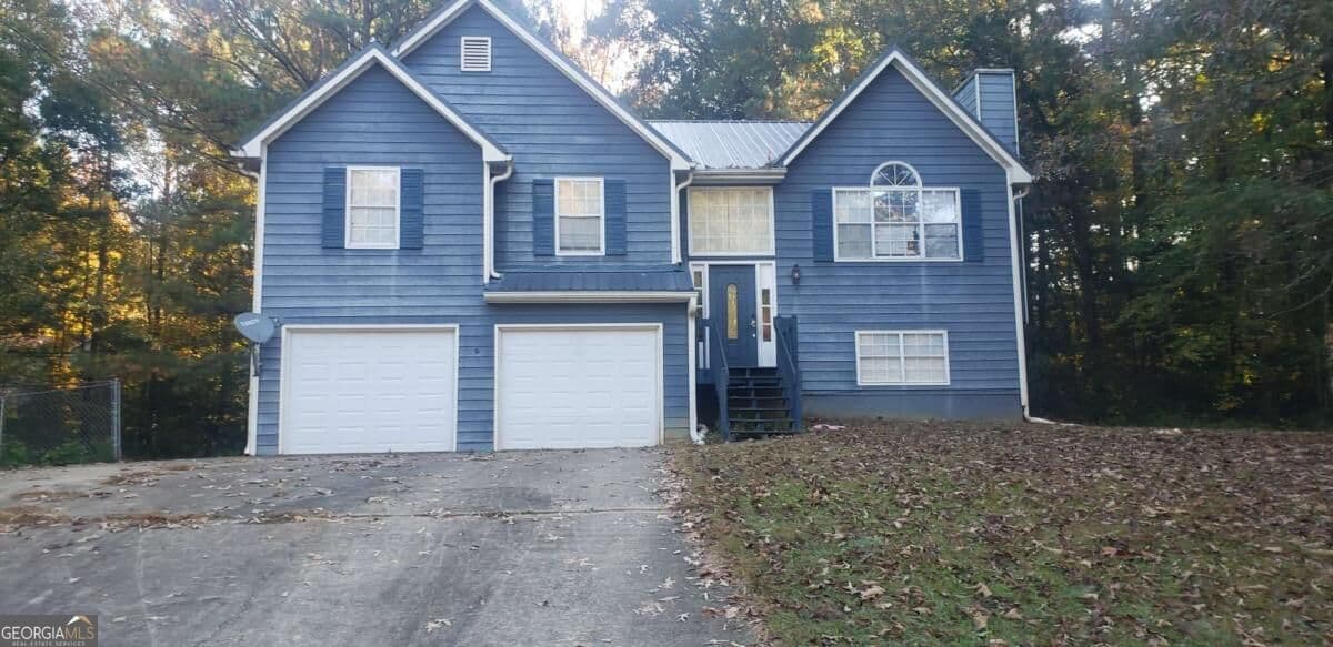 4 bedroom, 2.5 bathroom, 1,780 sq ft single family residence for rent at 7728 Governors Lane, Douglasville, GA 30134 for $1,950 a month