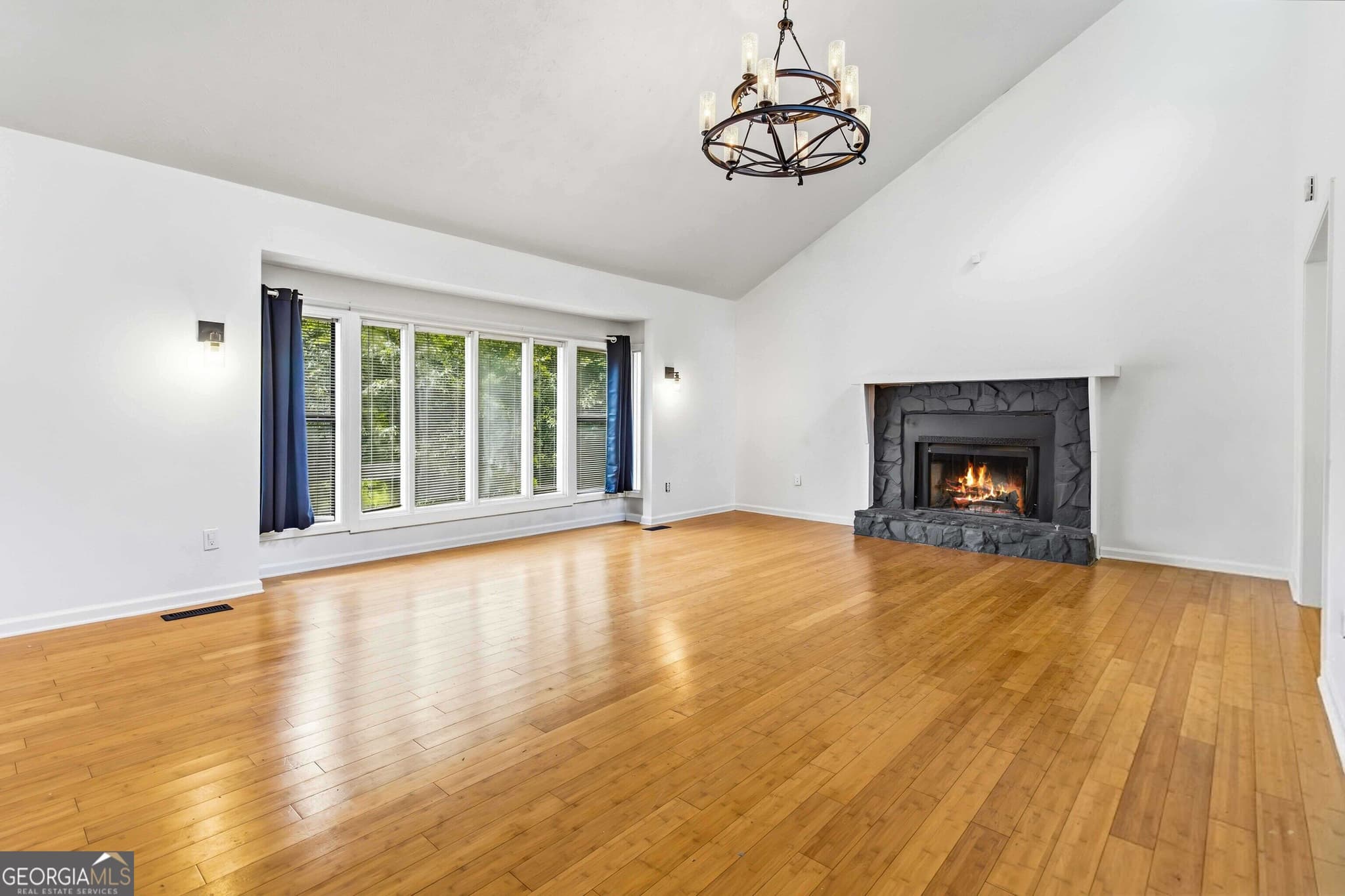 4 bedroom, 4 bathroom, 3,068 sq ft single family residence for sale at 2681 Deer Isle Cove, Lawrenceville, GA 30044 — photo 6
