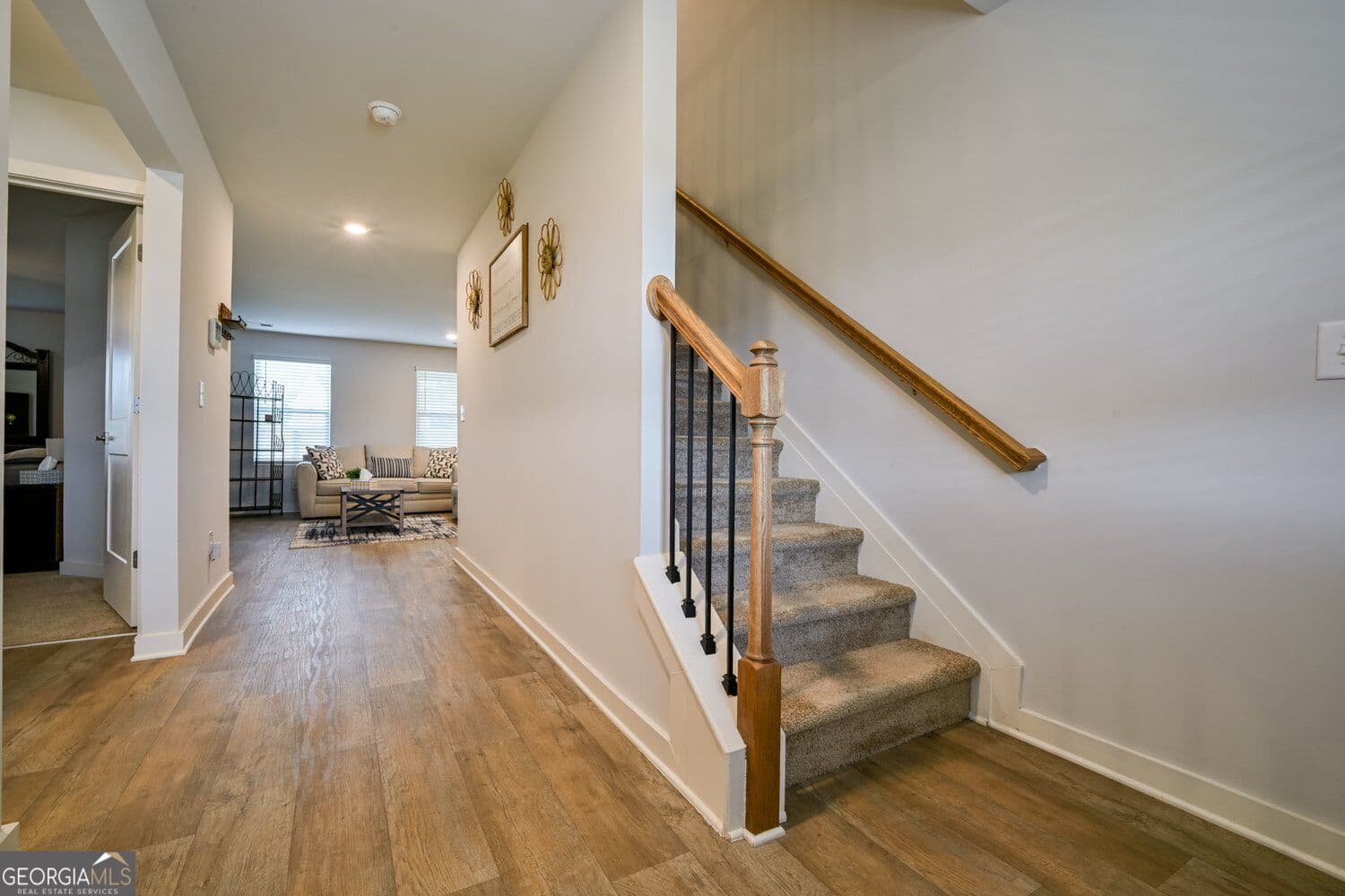 4 bedroom, 3.5 bathroom, 2,800 sq ft single family residence for sale at 103 Clarks Court, Jackson, GA 30233 — photo 4