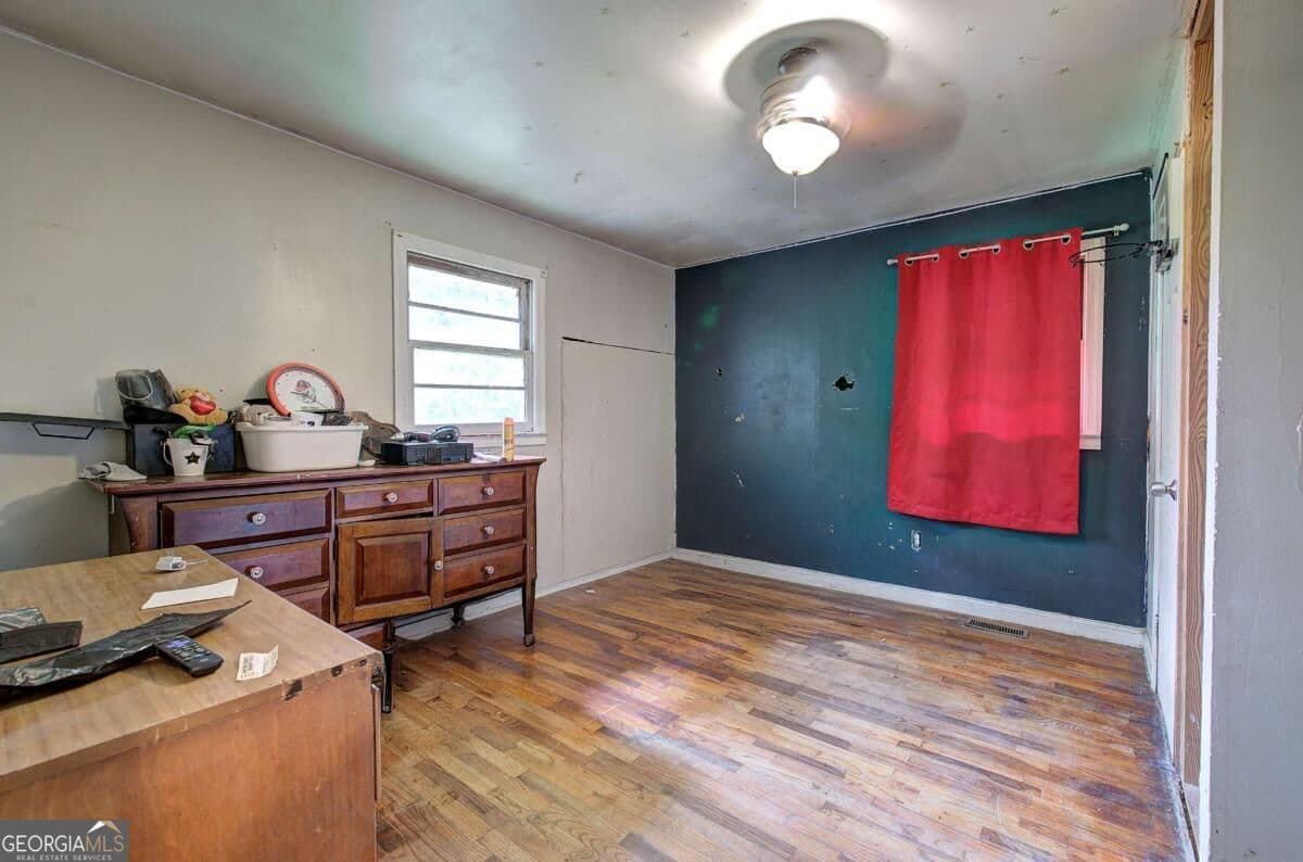 3 bedroom, 2 bathroom, 1,344 sq ft single family residence for sale at 12 Fowler Drive, Cartersville, GA 30121 — photo 6
