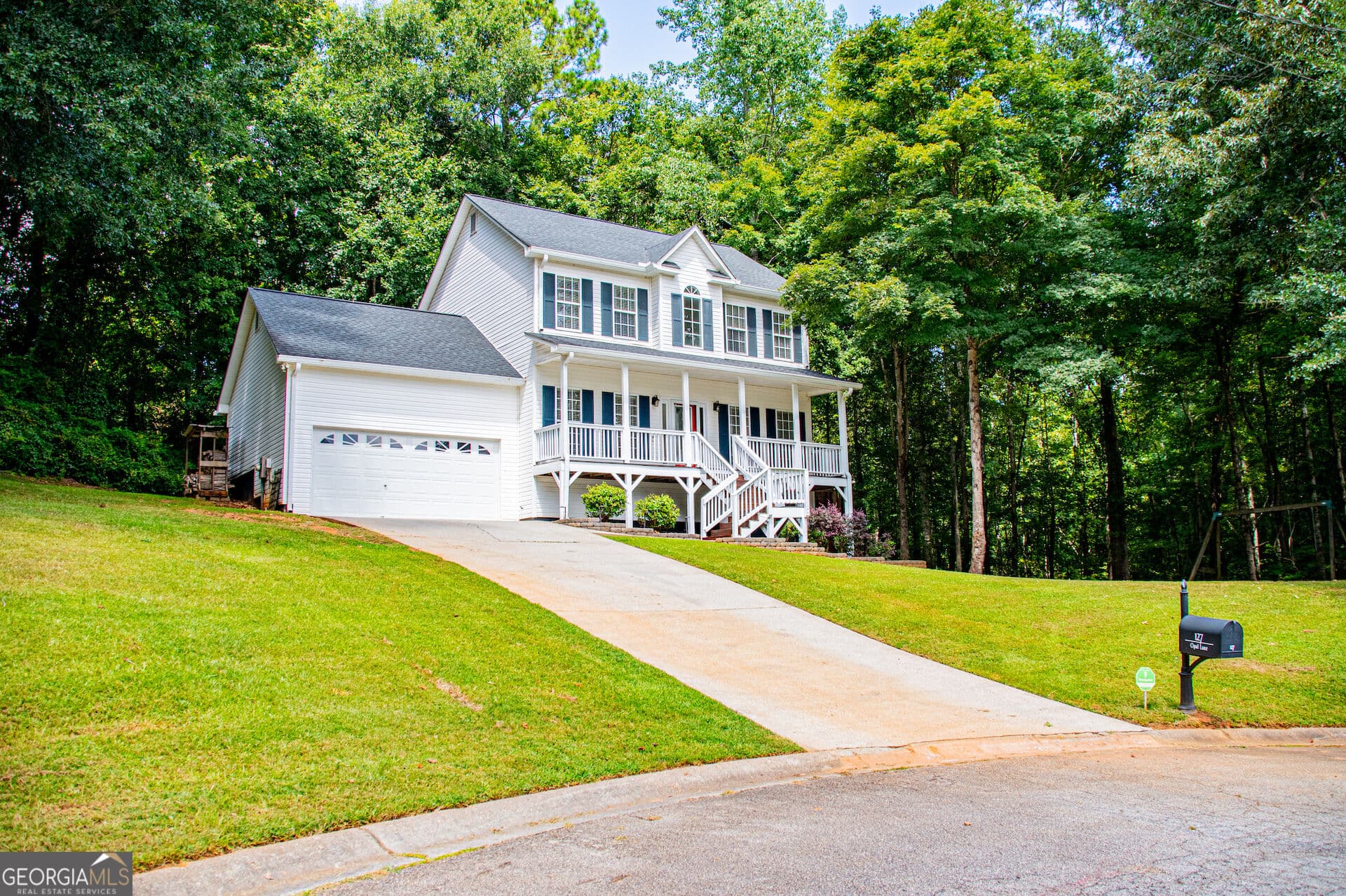 3 bedroom, 2.5 bathroom, 1,612 sq ft single family residence for sale at 127 Opal Lane, Carrollton, GA 30116 — photo 1 of 57