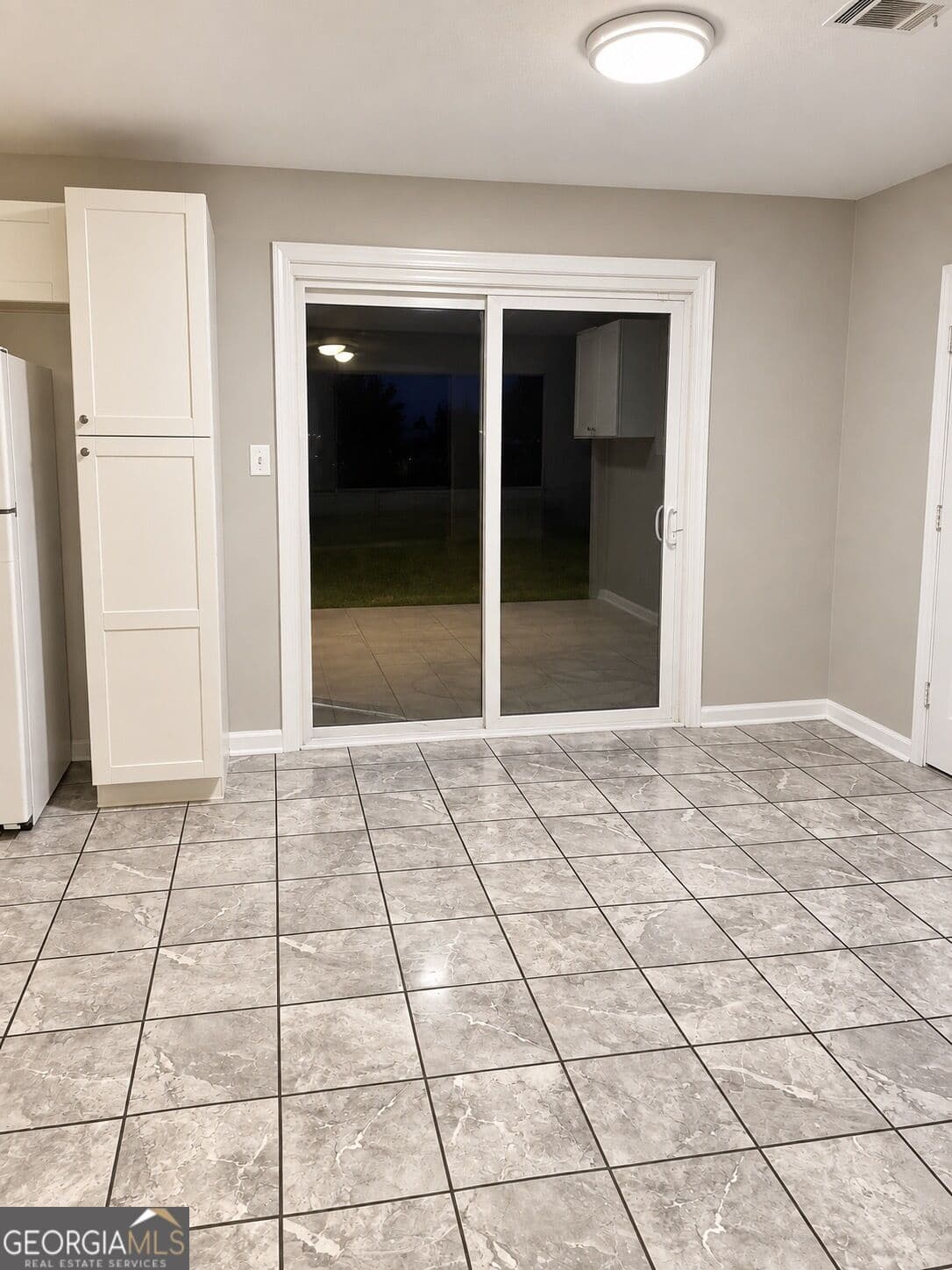3 bedroom, 2 bathroom, 1,425 sq ft single family residence for sale at 108 Lancelot Court, Warner Robins, GA 31093 — photo 7